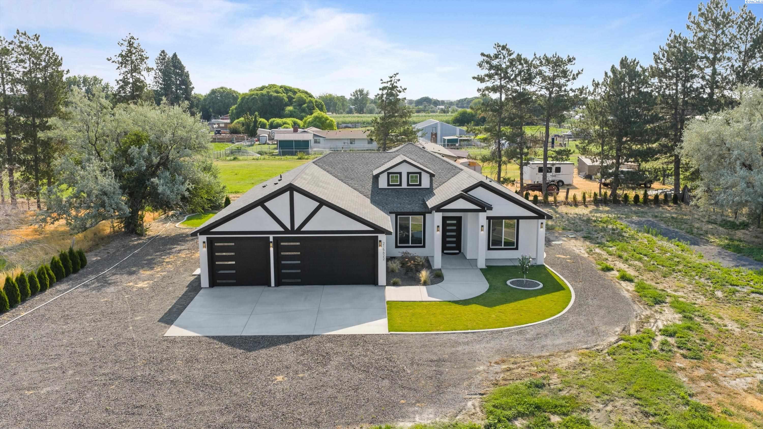215622 E Sr 397, Kennewick, WA 99337