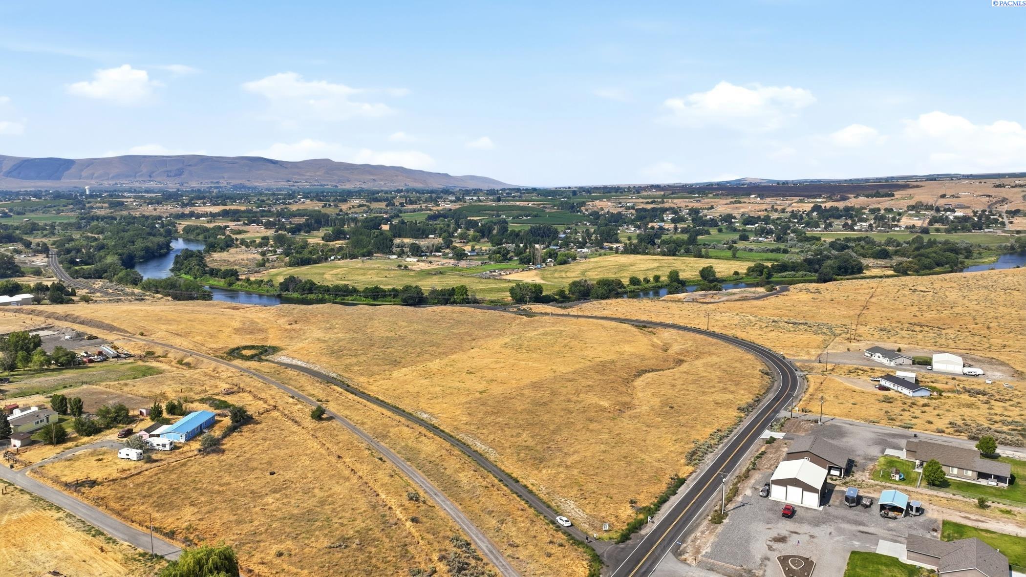 11903 E Ruppert Rd, Benton City, WA 99320