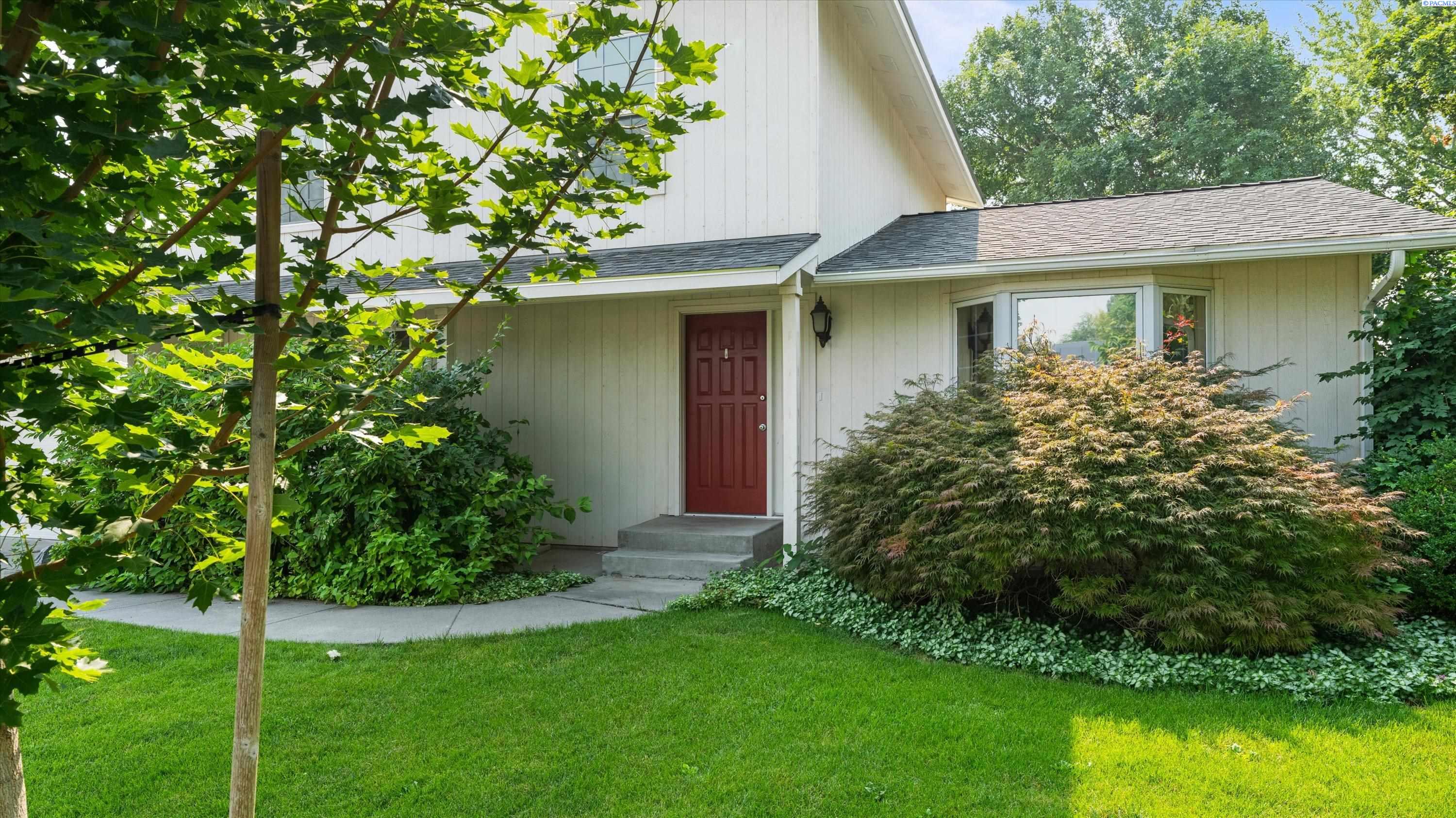 5001 S Dayton Pl, Kennewick, WA 99337