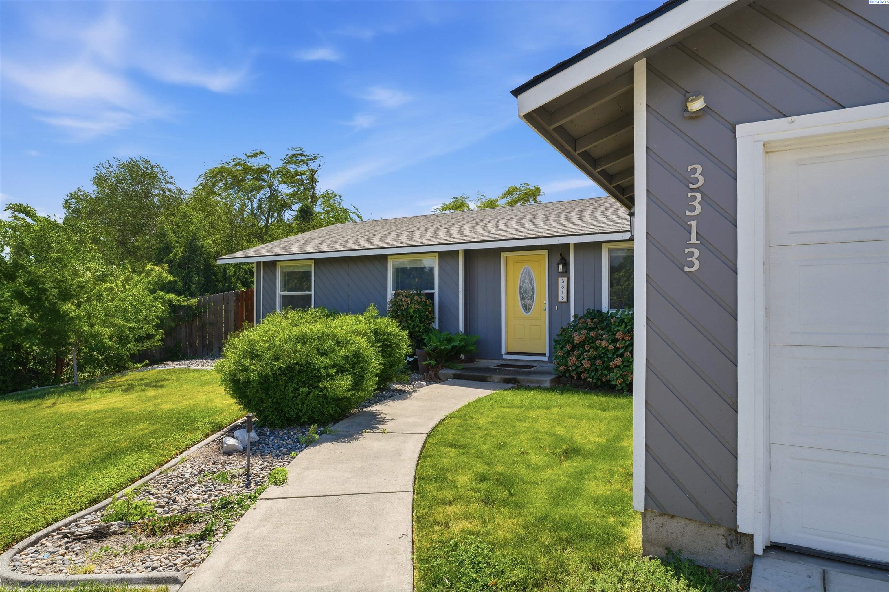 3313 S Ione St, Kennewick, WA 99337