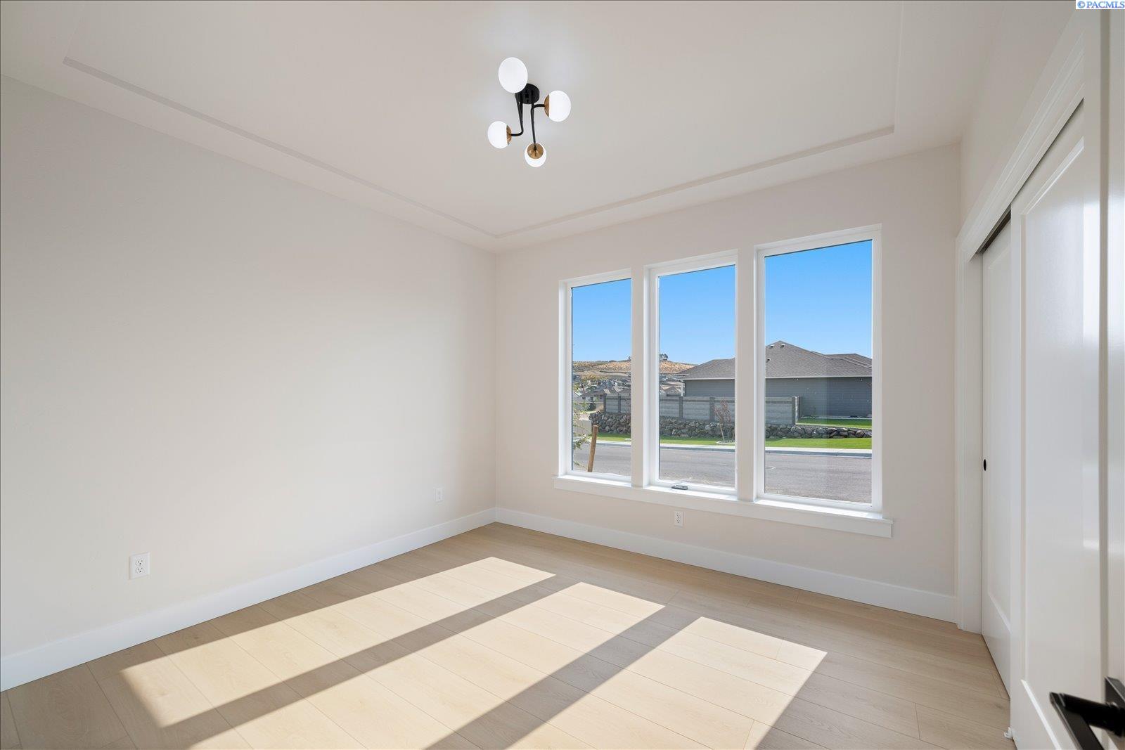 2946 S Belfair St, Kennewick, WA 99338