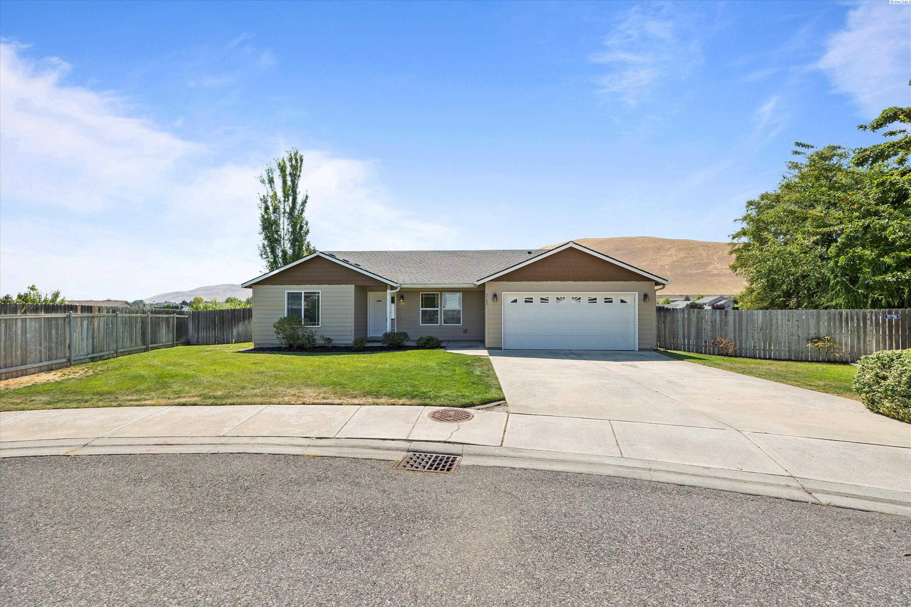 5703 Monica Ct, West Richland, WA 99353