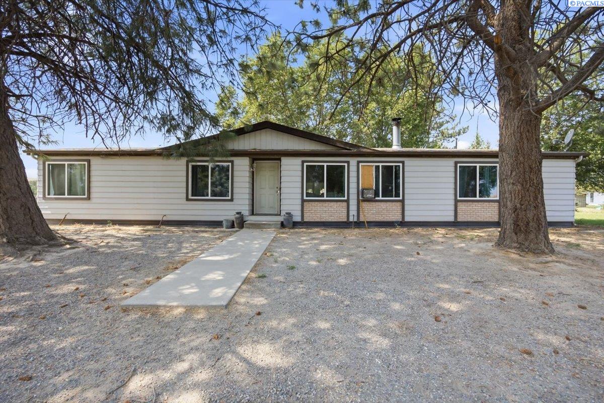 60807 E Main Pr Se, Benton City, WA 99320