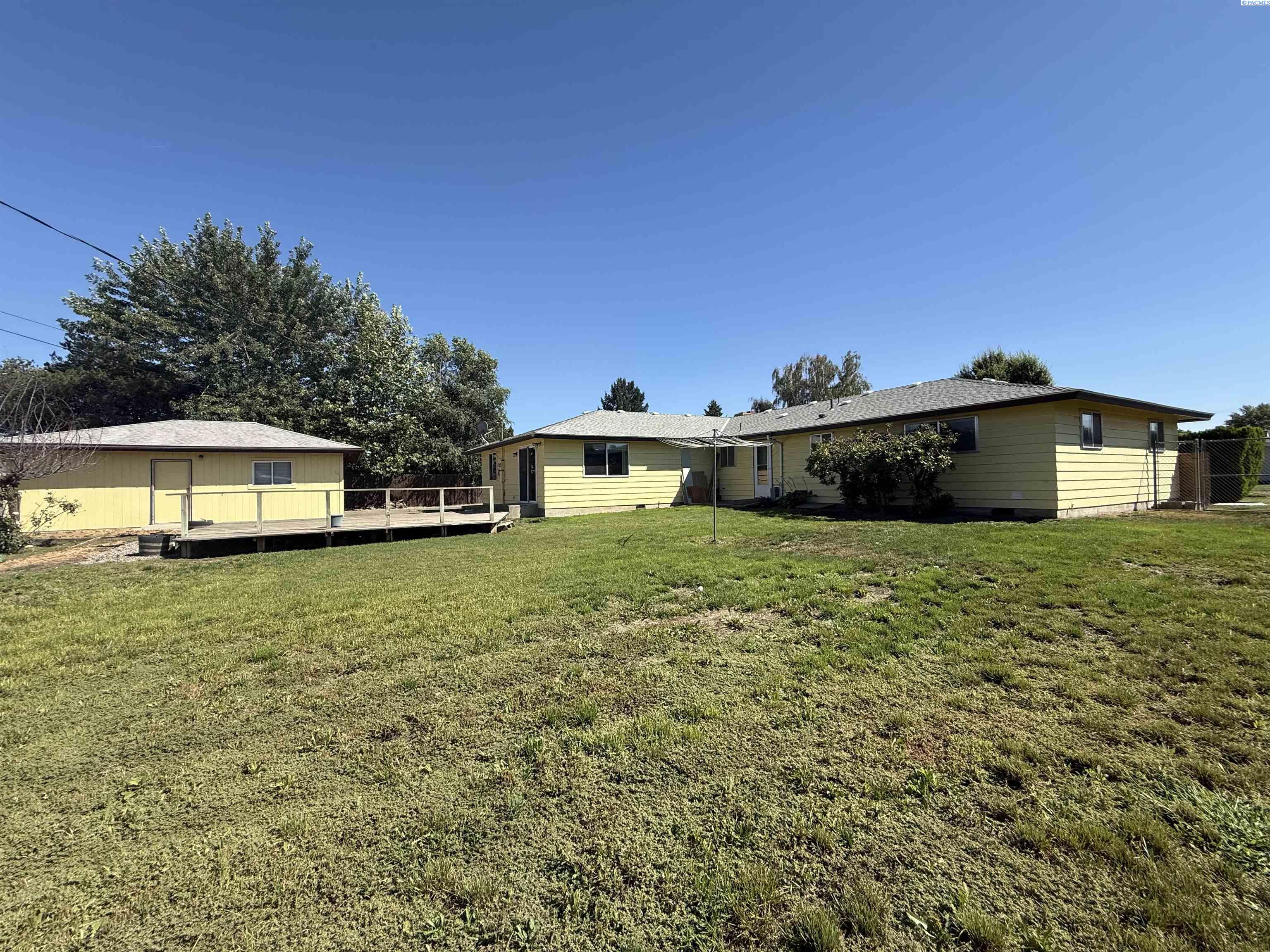 3903 W Nixon St, Pasco, WA 99301