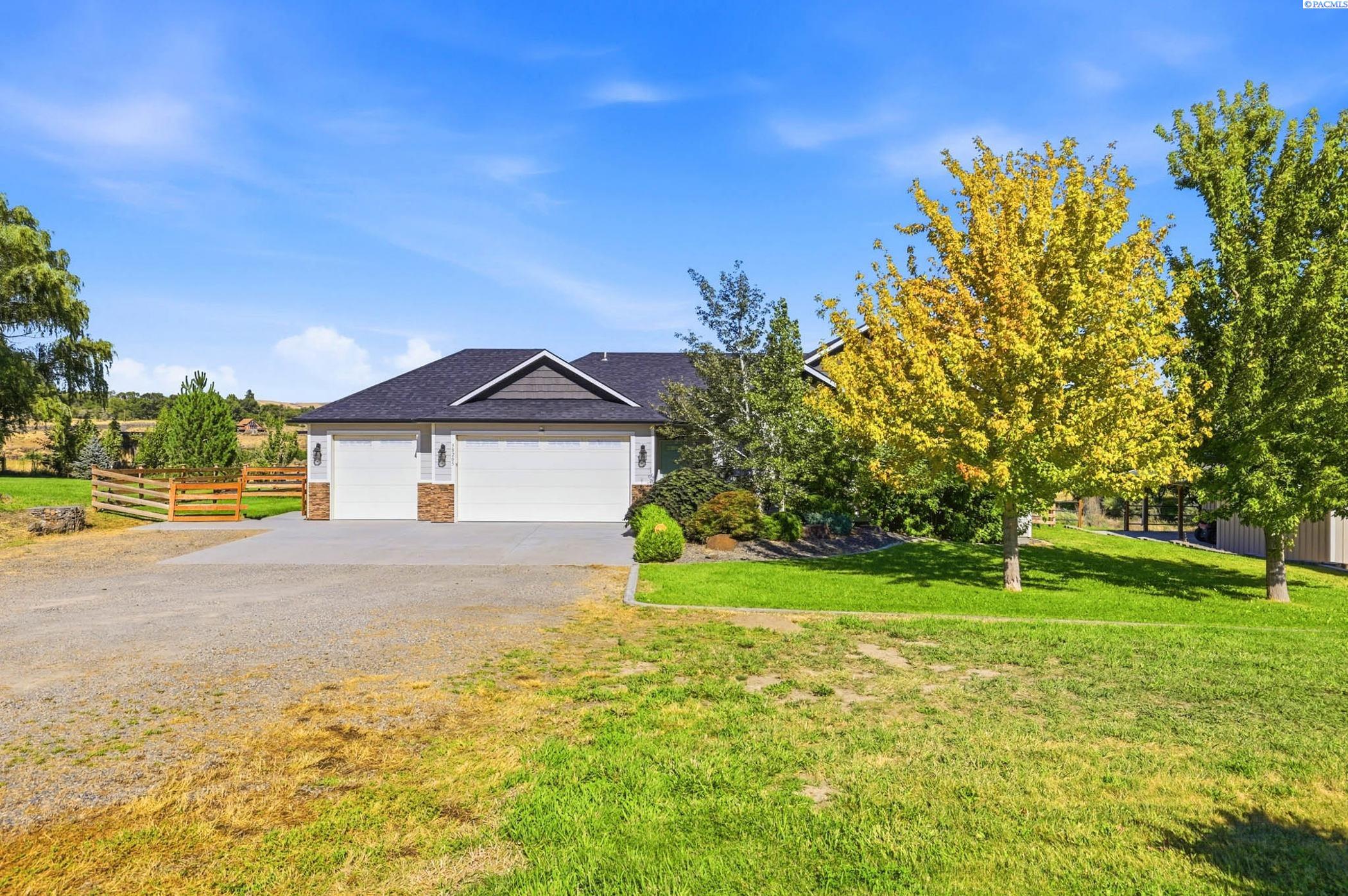 38205 N 114 Pr Nw, Benton City, WA 99320