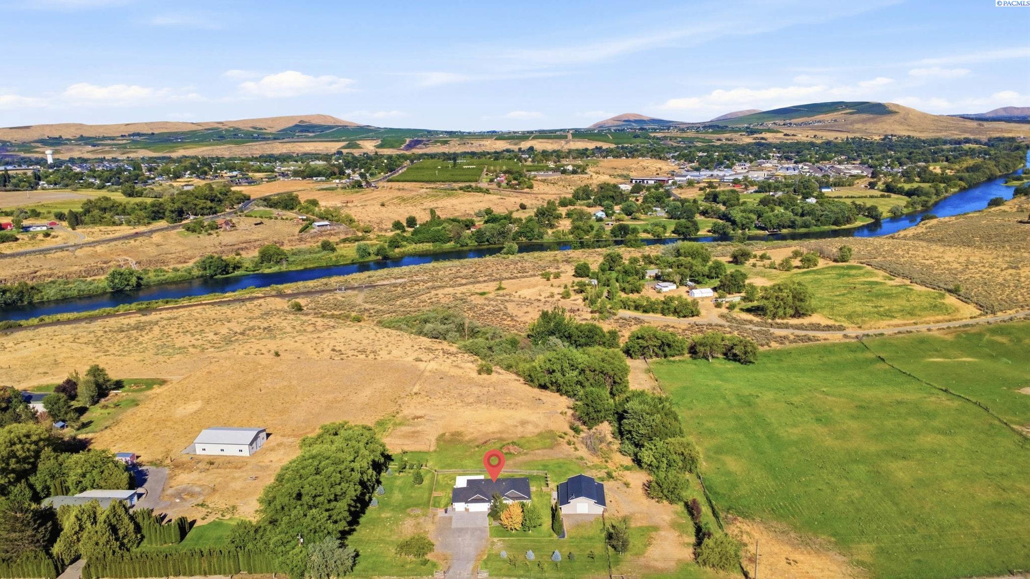 38205 N 114 Pr Nw, Benton City, WA 99320