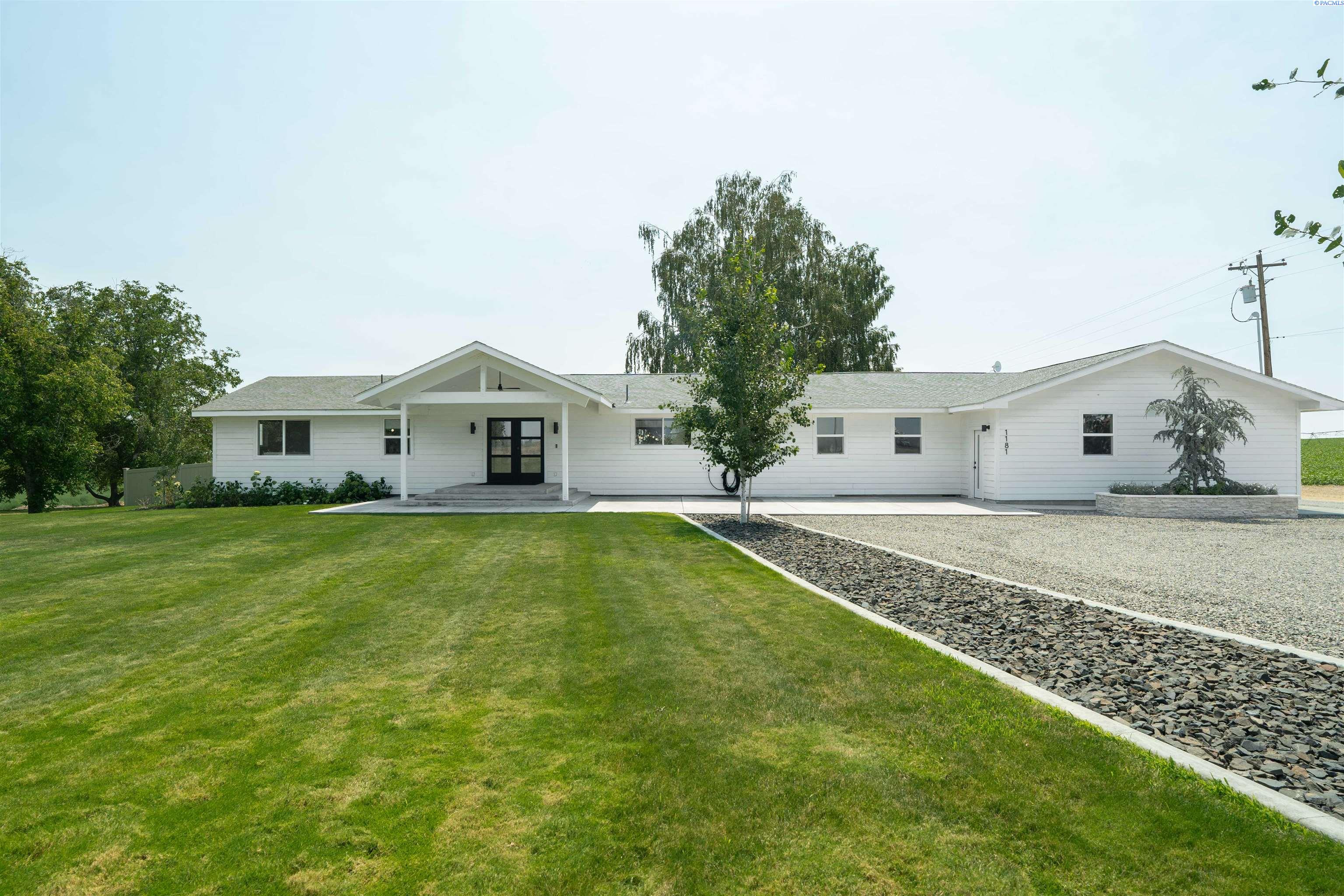 1181 W Sagemoor, Pasco, WA 99301