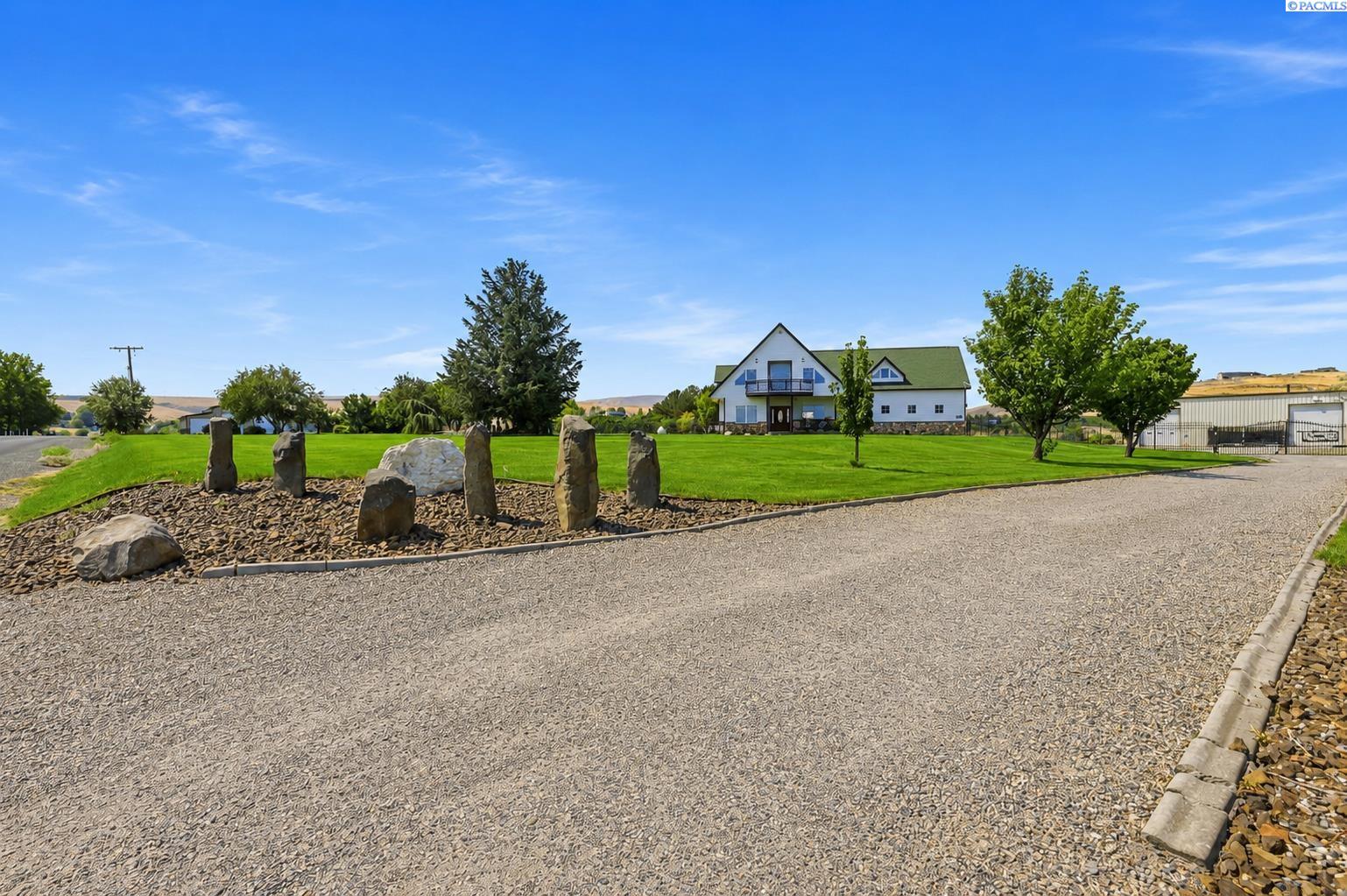 44208 S Fremont St, Kennewick, WA 99337