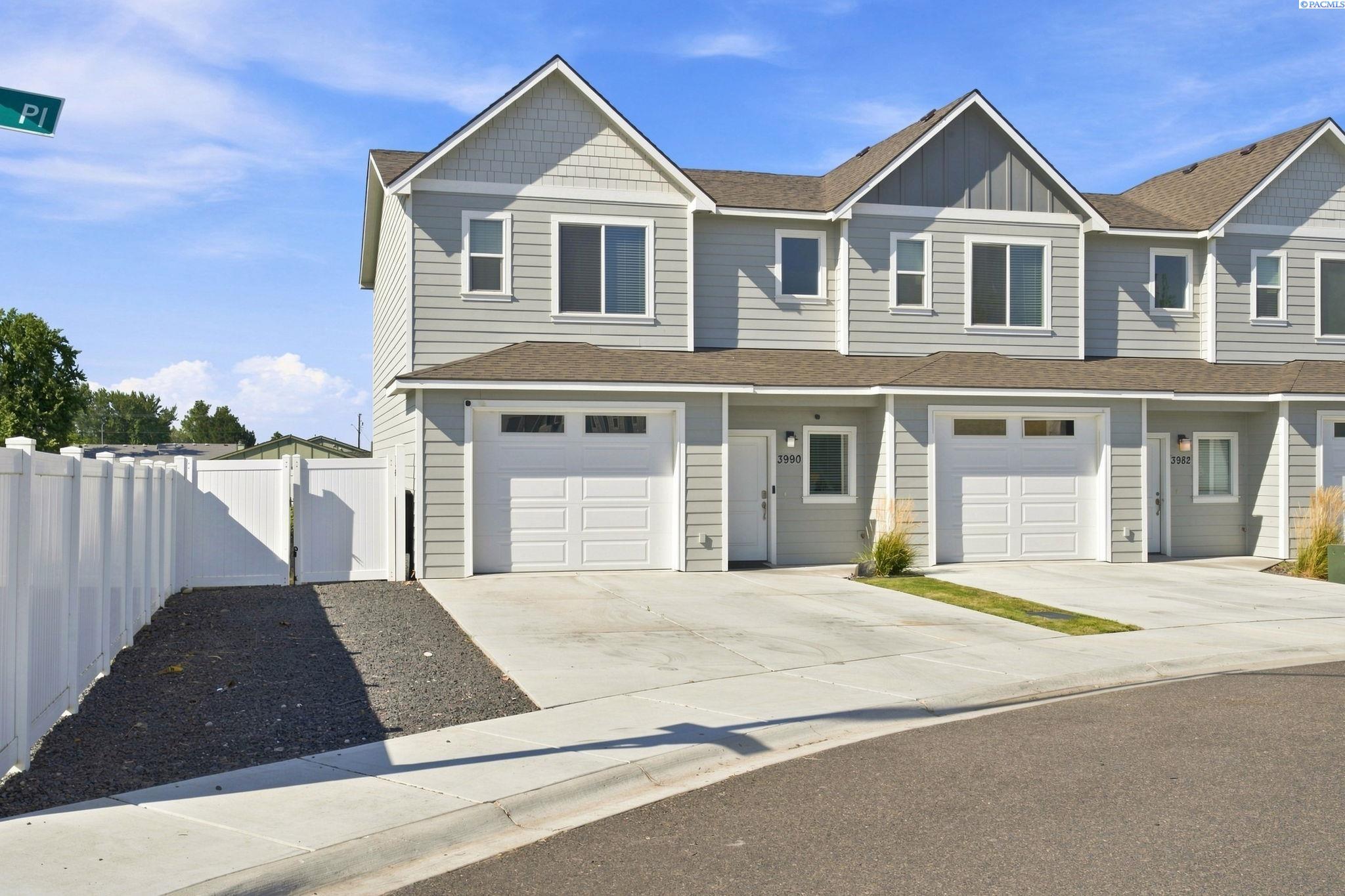 3990 W 5th Pl, Kennewick, WA 99336