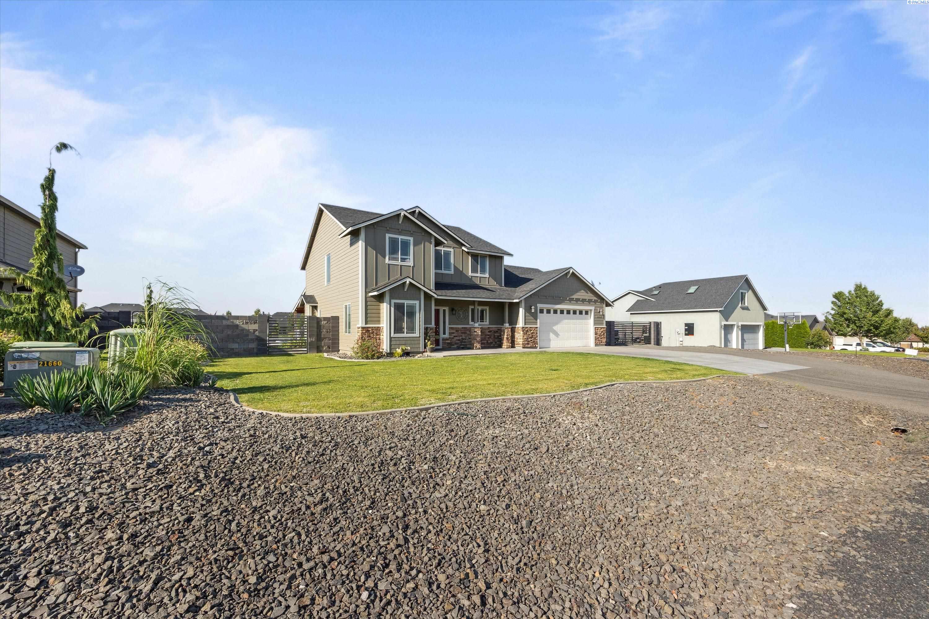 84622 Summit View Dr, Kennewick, WA 99338