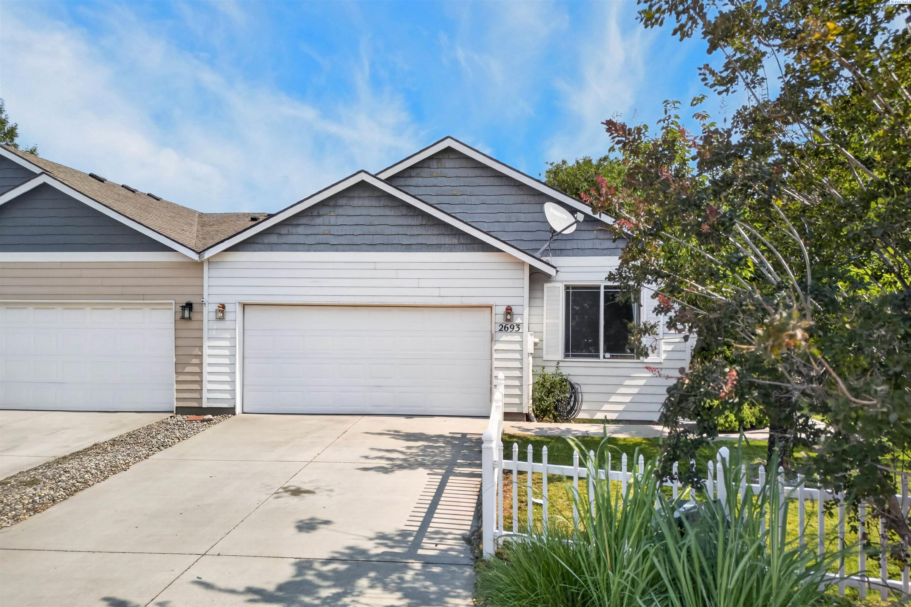 2693 Jason Loop, Richland, WA 99352