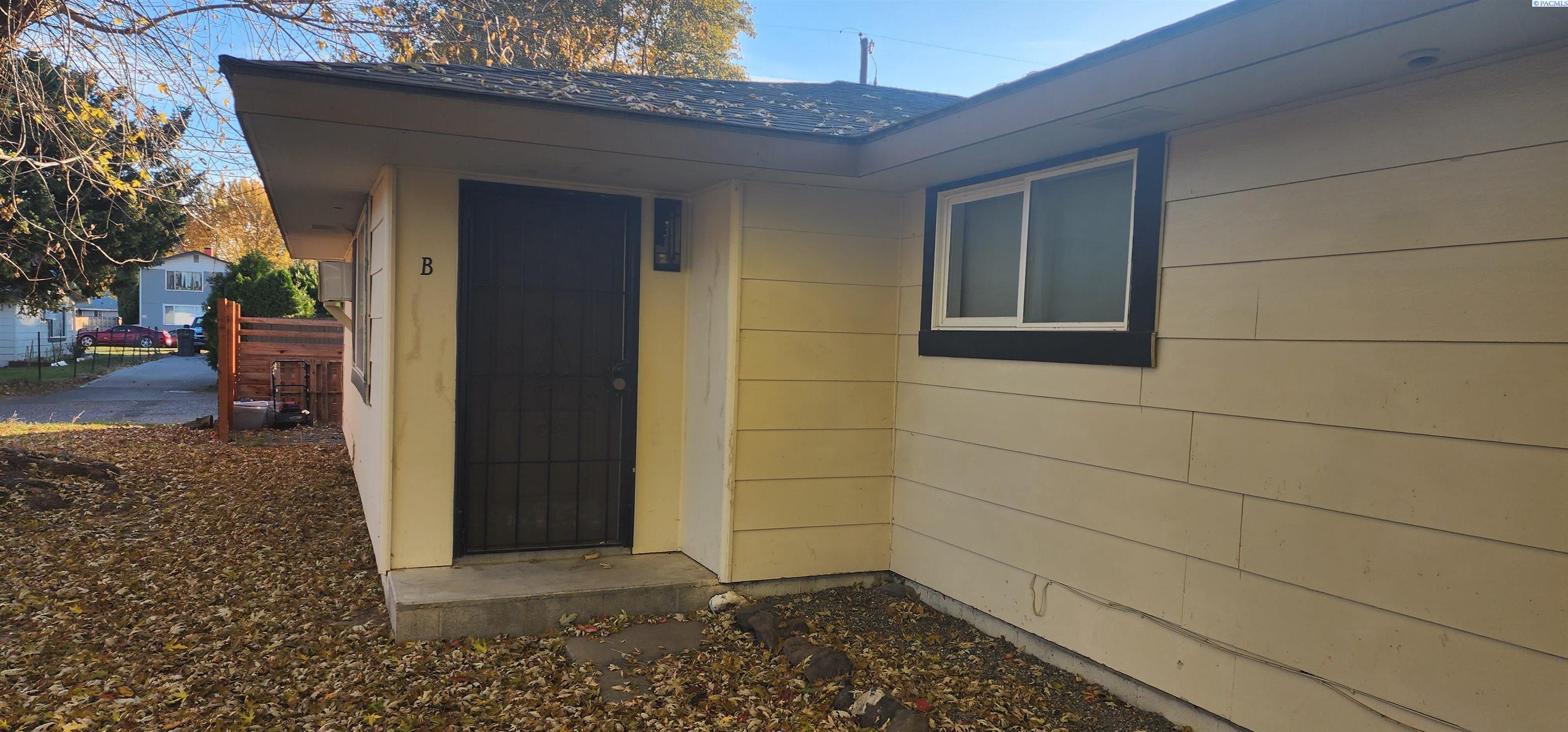 1701 W 5th Ave, Kennewick, WA 99336