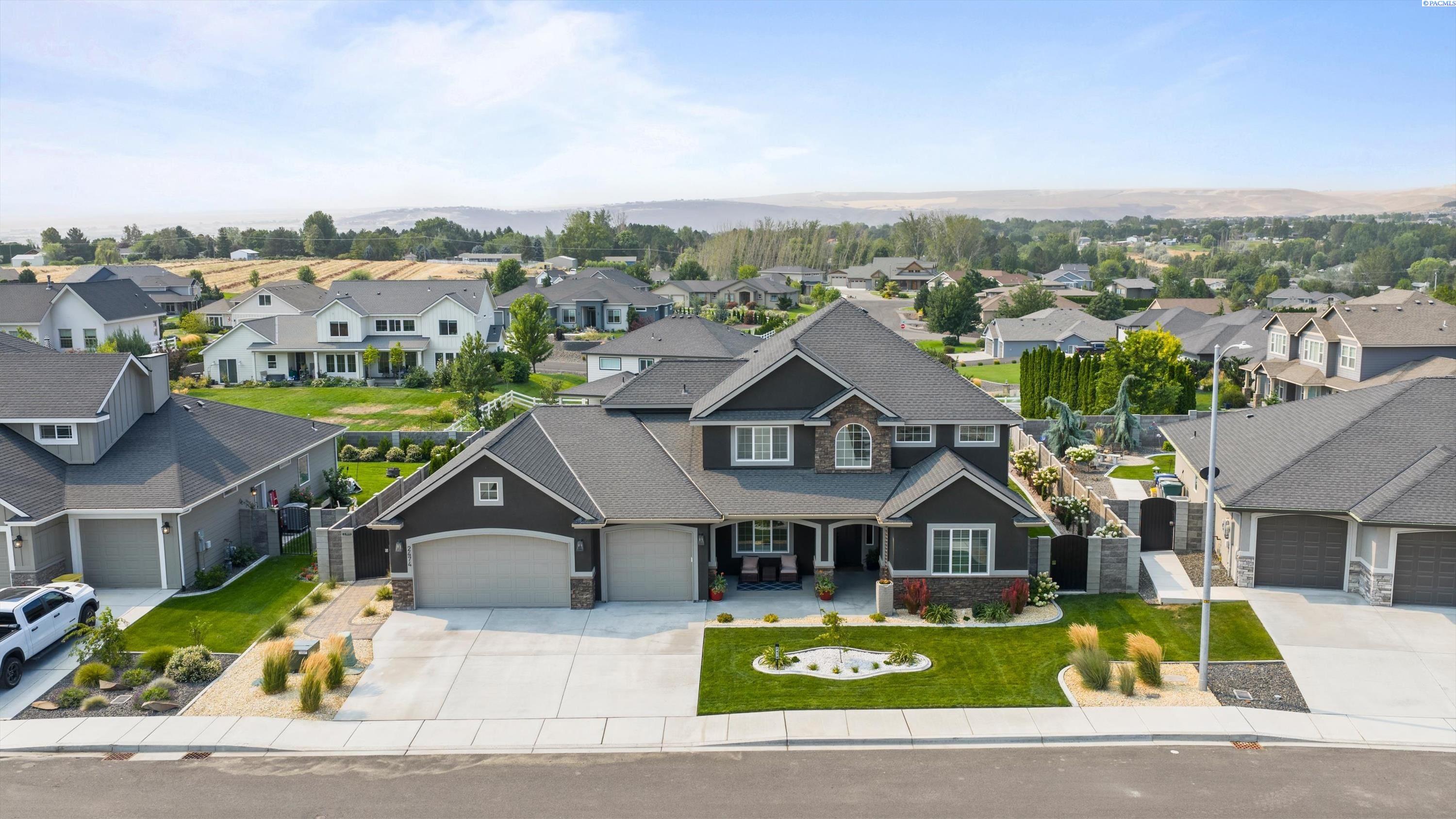 2474 Maggio Loop, Richland, WA 99352