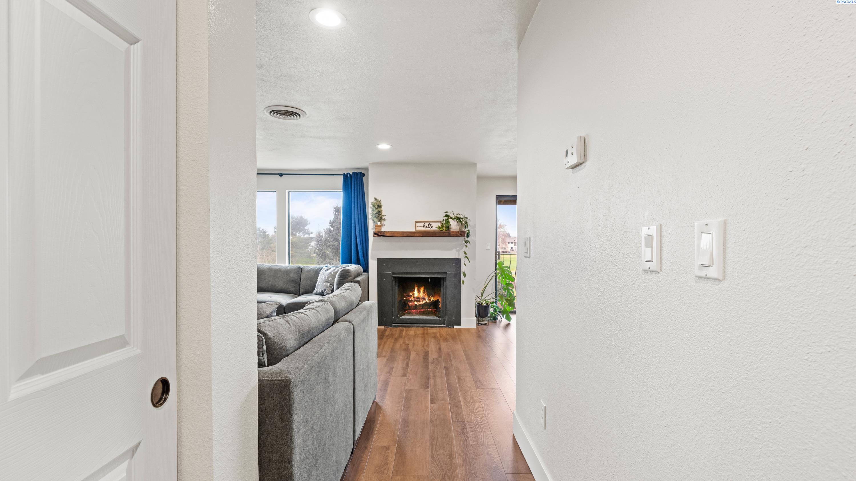 303 Gage Blvd #313, Richland, WA 99352