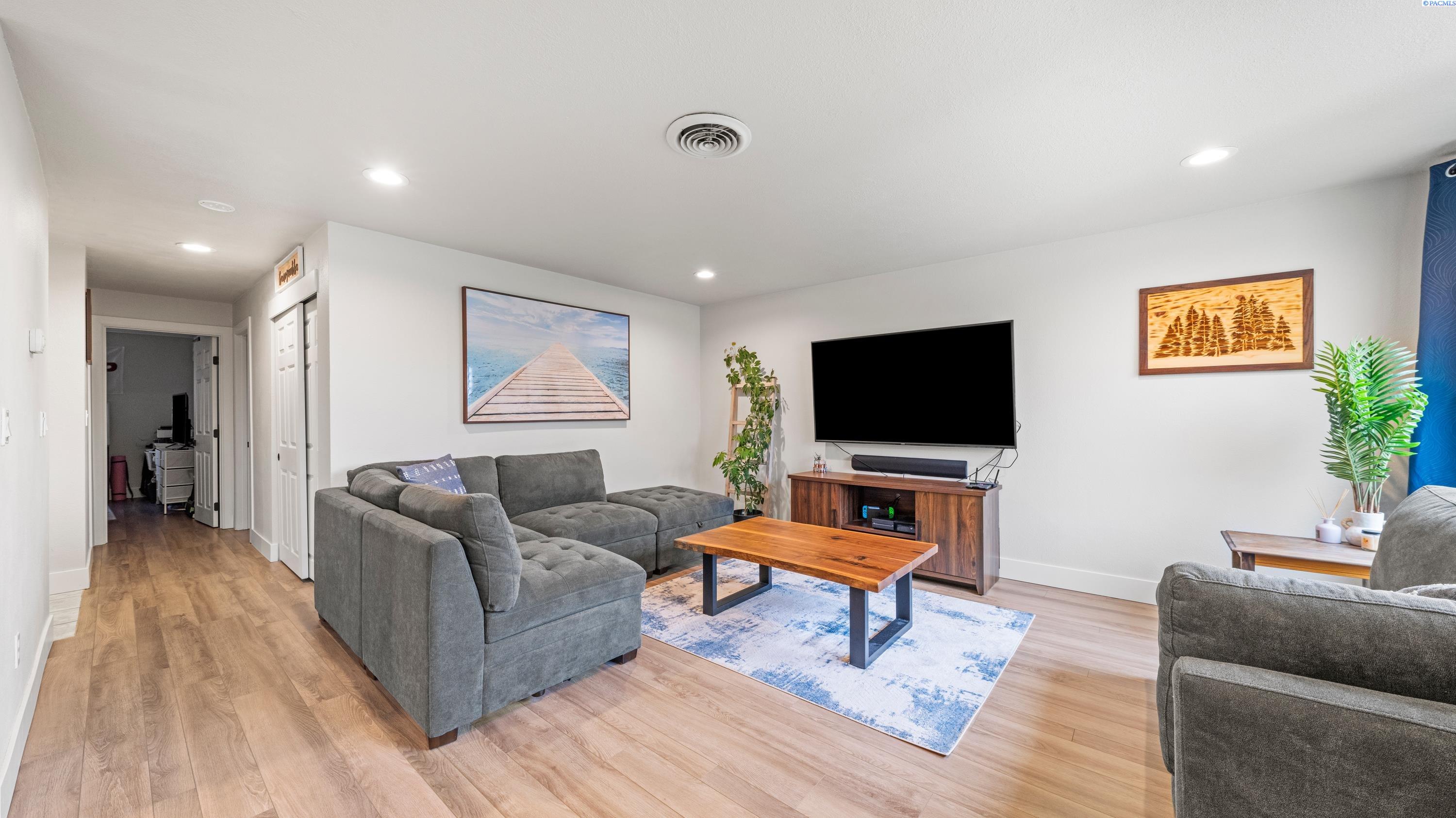 303 Gage Blvd #313, Richland, WA 99352
