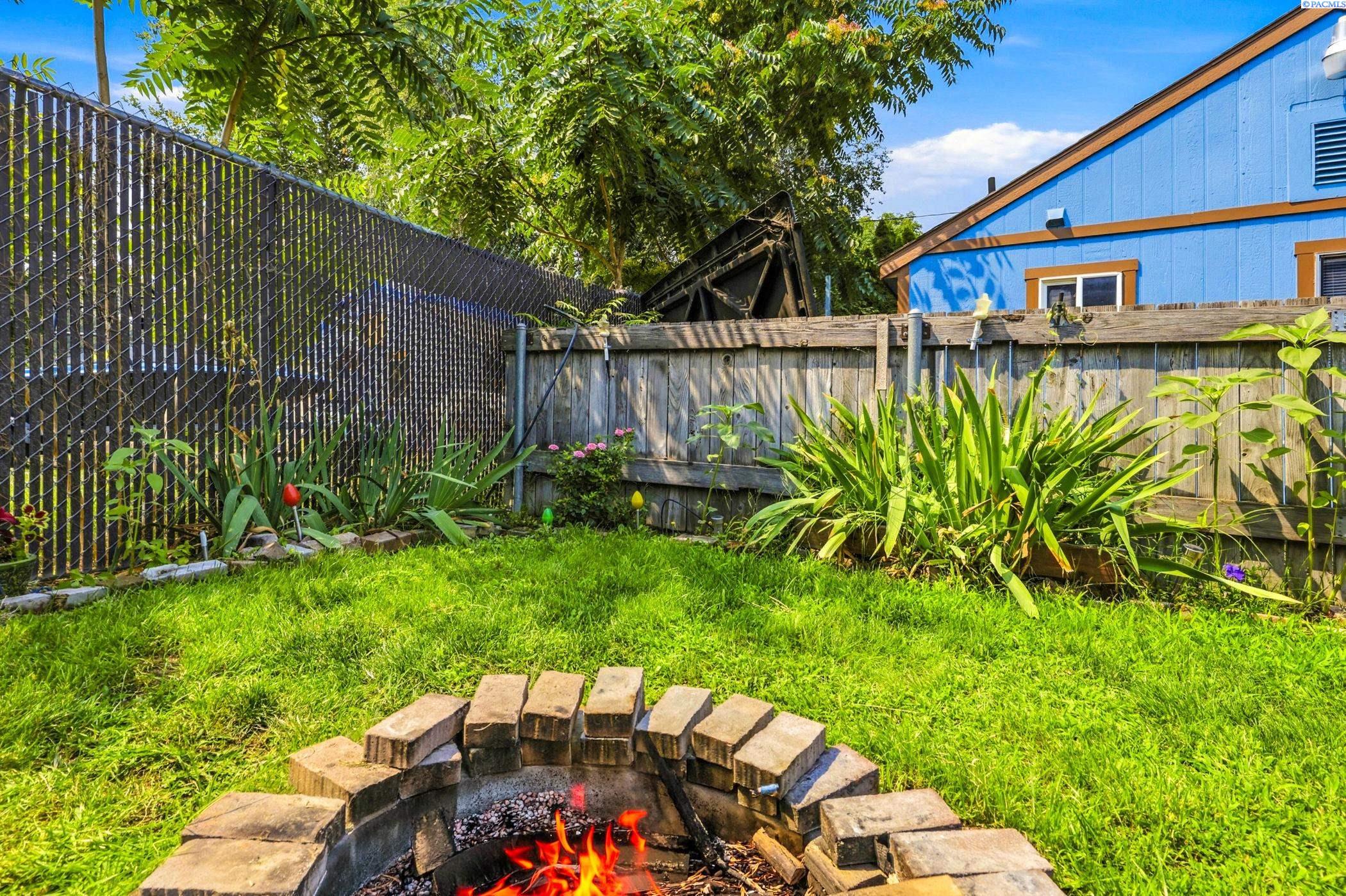 111 N Garfield St, Kennewick, WA 99336