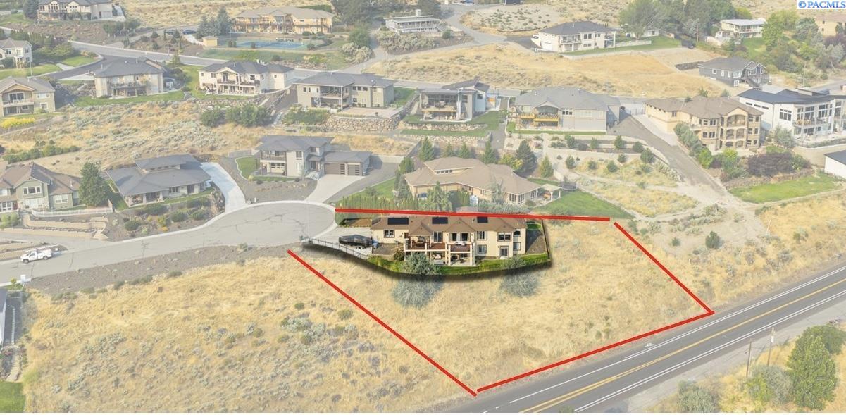490 Riverwood St, Richland, WA 99352