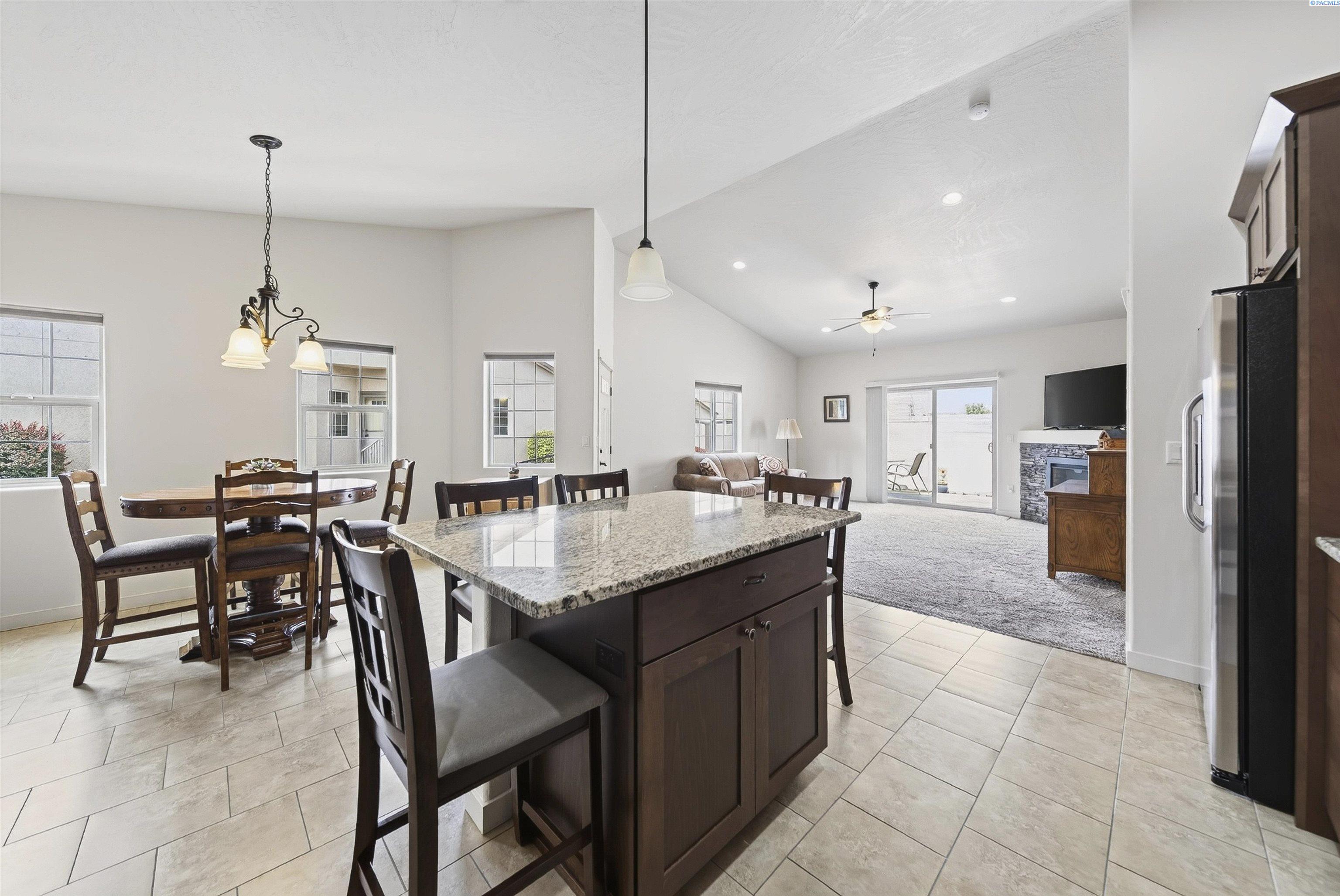 2766 W 30th Pl, Kennewick, WA 99337