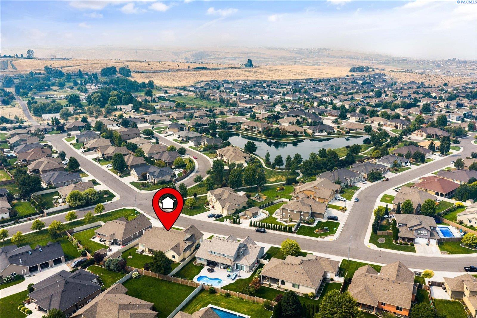511 S Hawaii St, Kennewick, WA 99336
