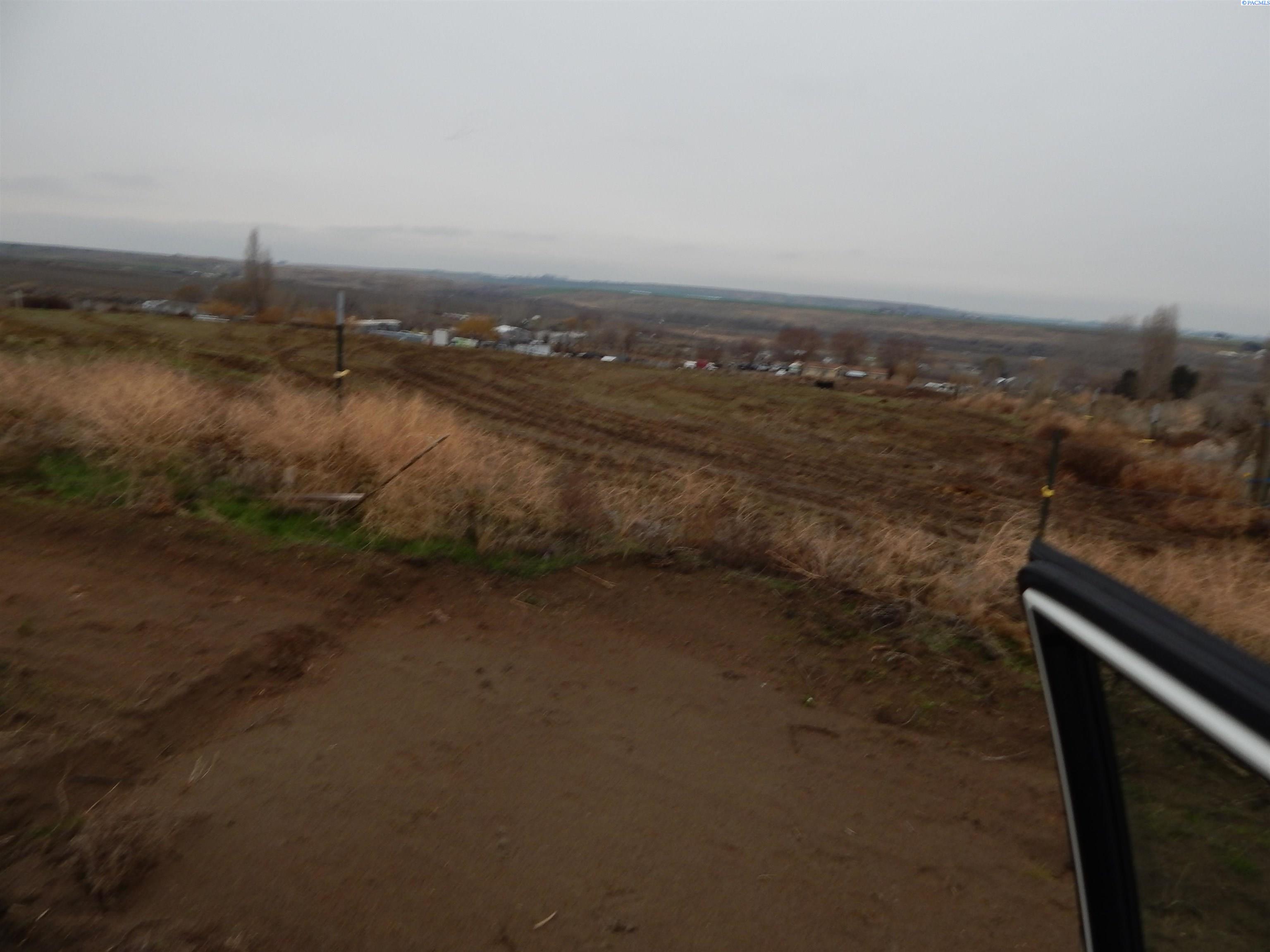 kna Rebecca Rd, Eltopia, WA 99330-9766