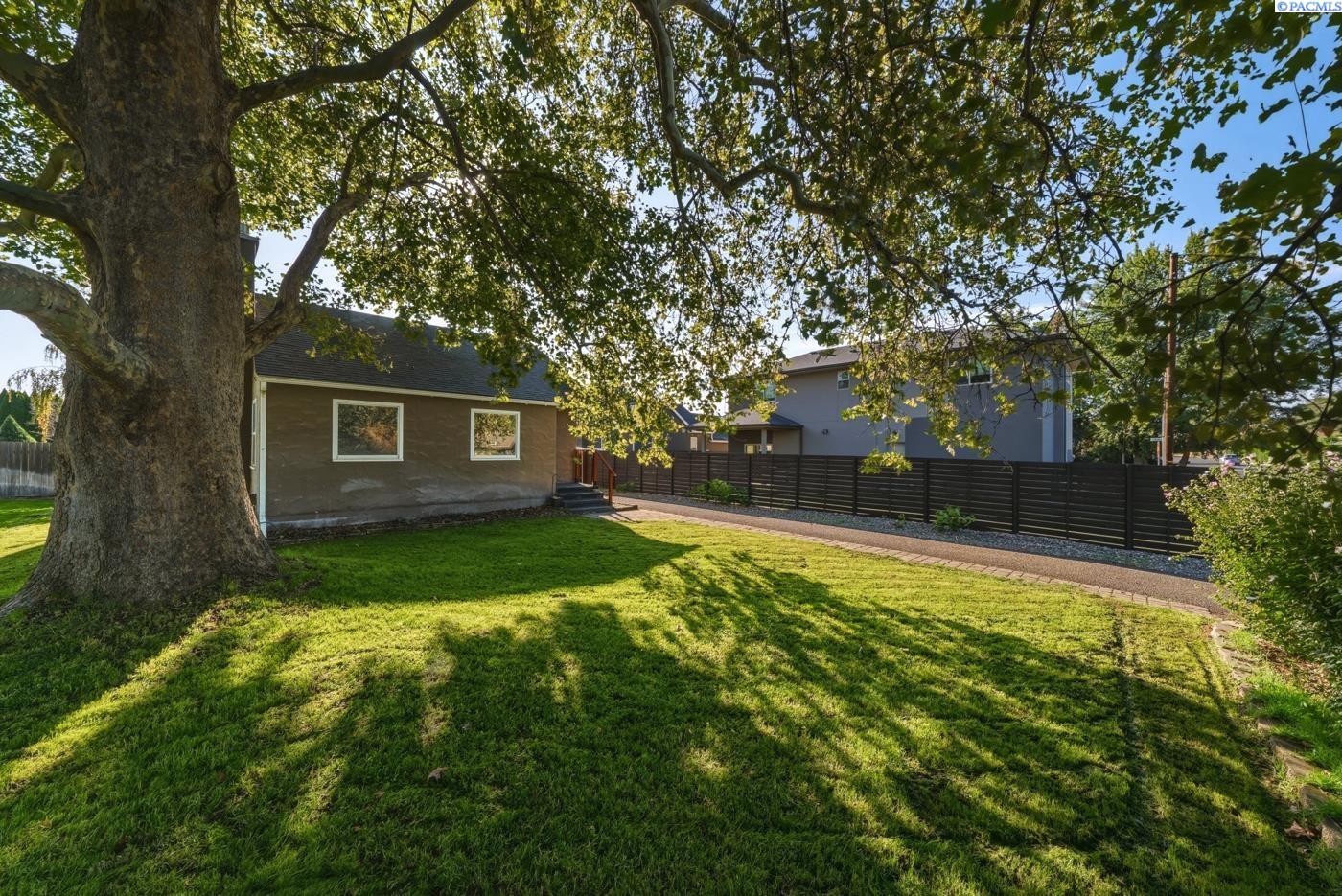2421 Plaza Way, Walla Walla, WA 99362