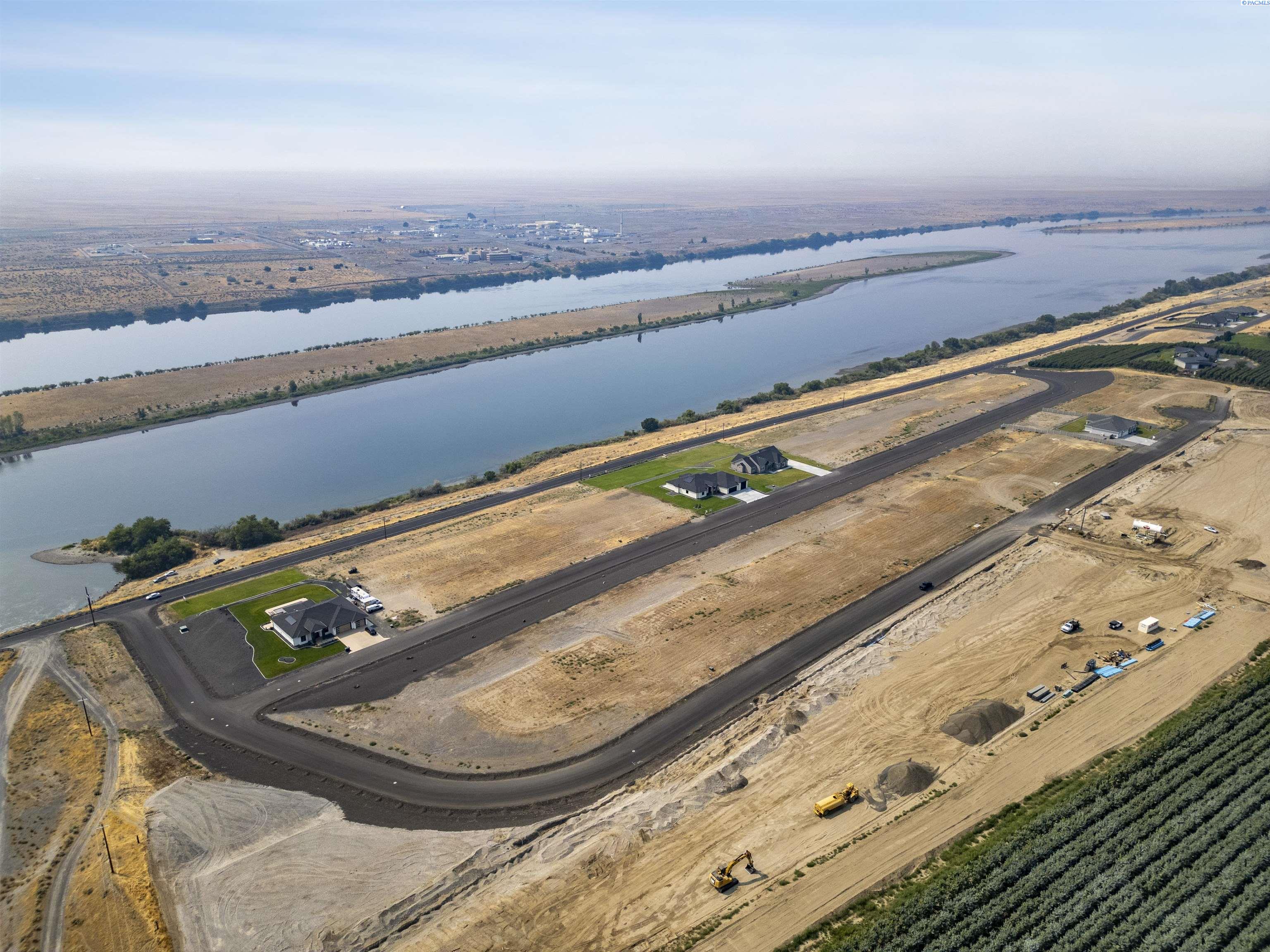 405 Panoramic Drive [21], Pasco, WA 99301