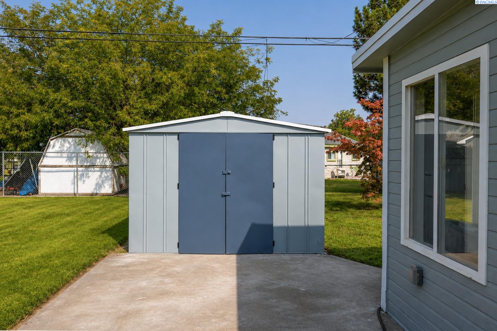 1110 Willard Ave, Richland, WA 99354