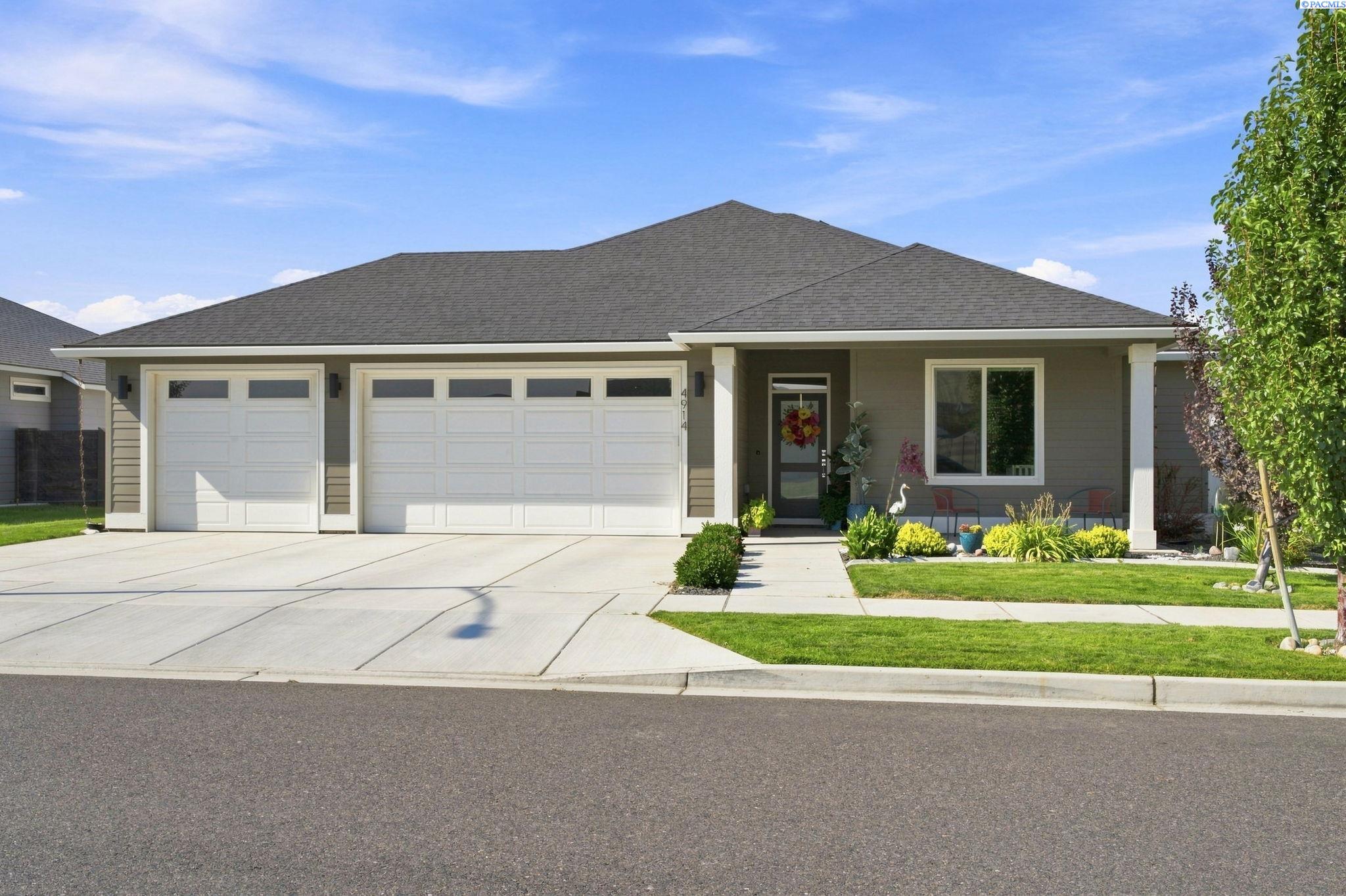 4914 White Dr, Richland, WA 99352