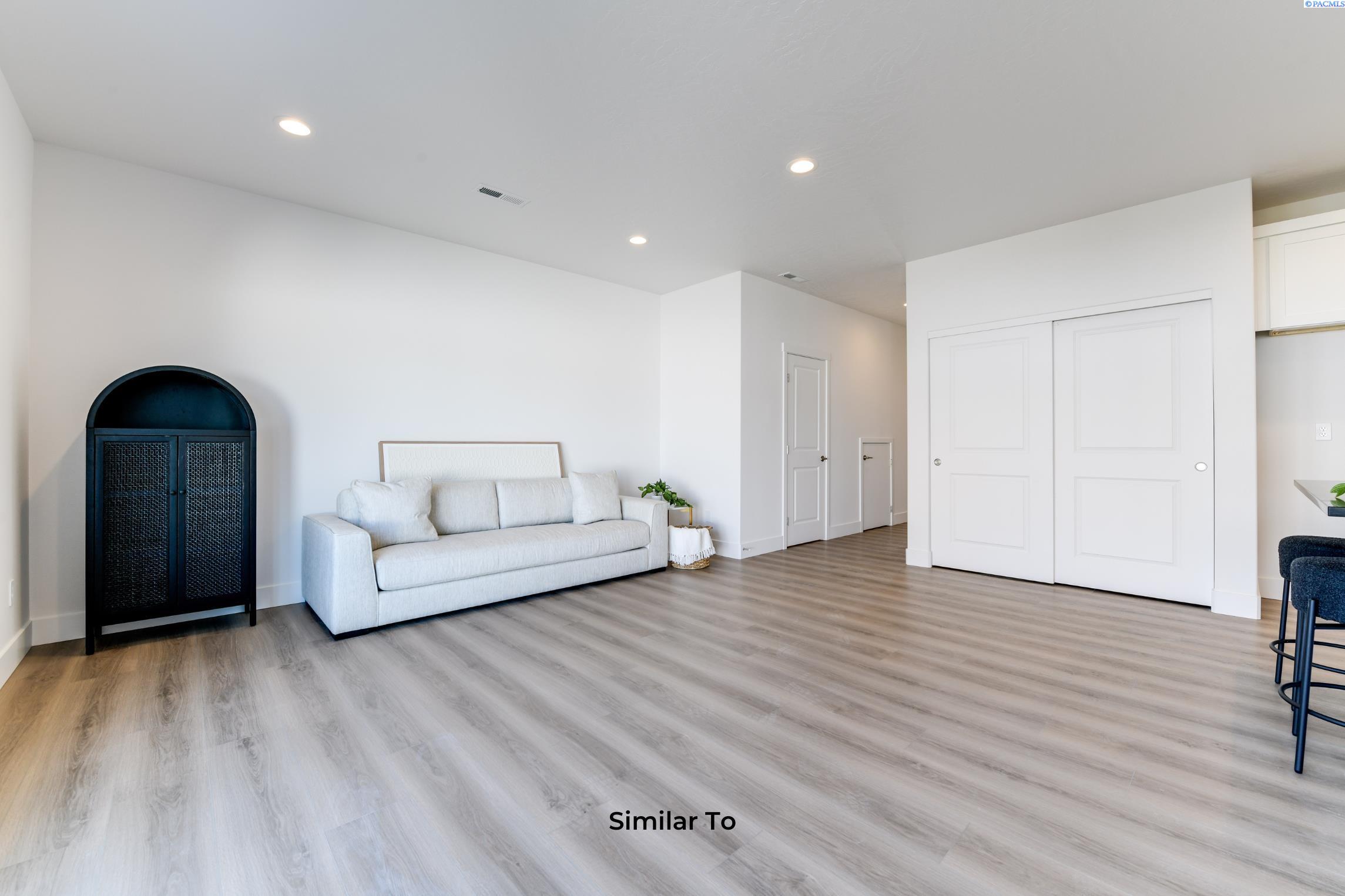 7513 Grapevine Ct, West Richland, WA 99353