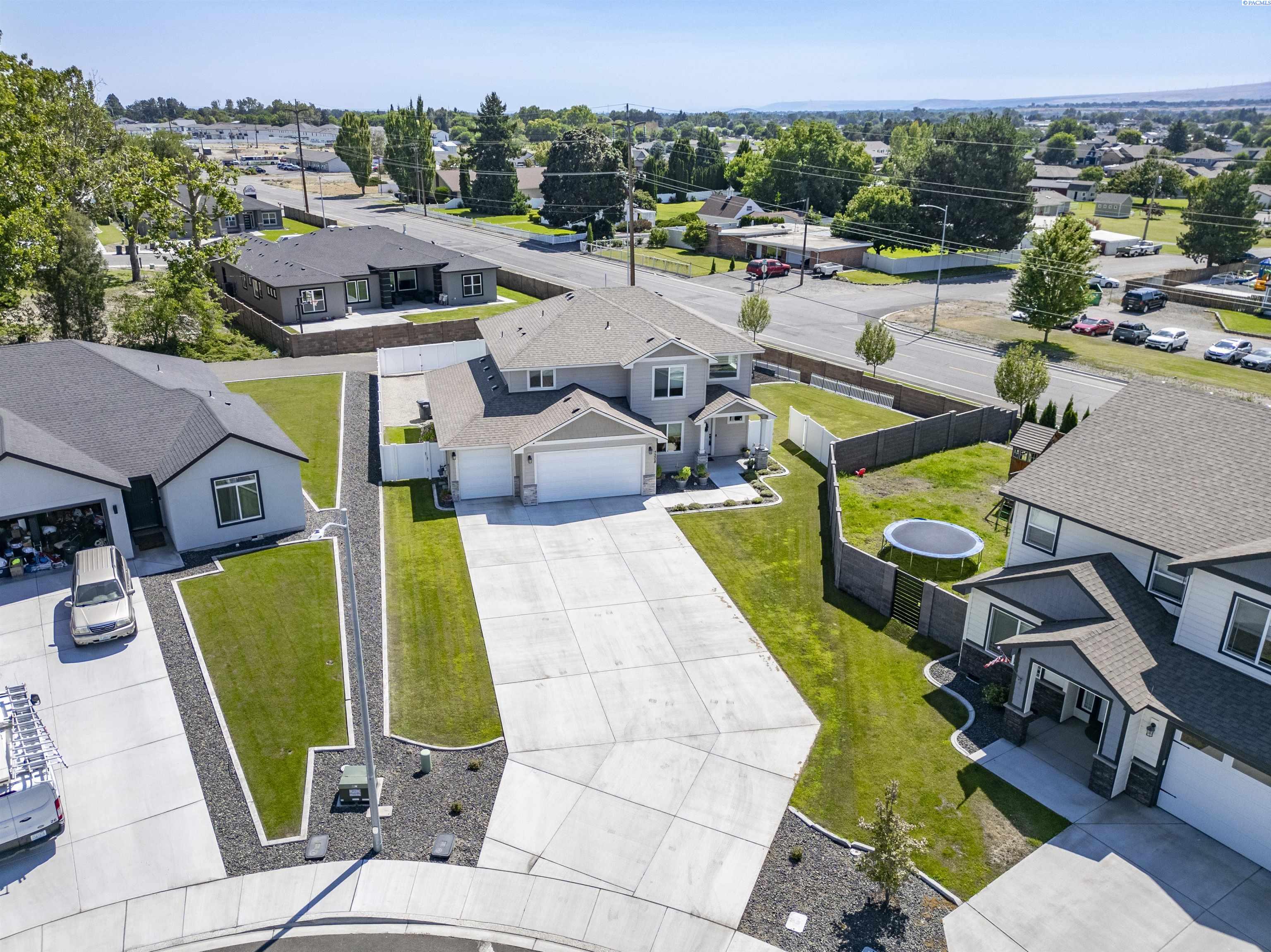 7208 Cerulean Ct, Pasco, WA 99301
