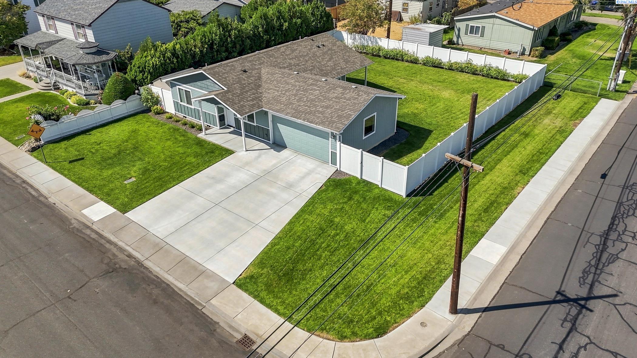 1217 Perkins Ave, Richland, WA 99354