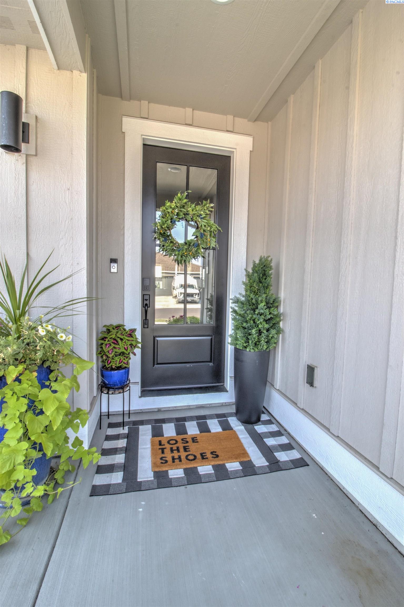 2817 Avrio Ave, Richland, WA 99354