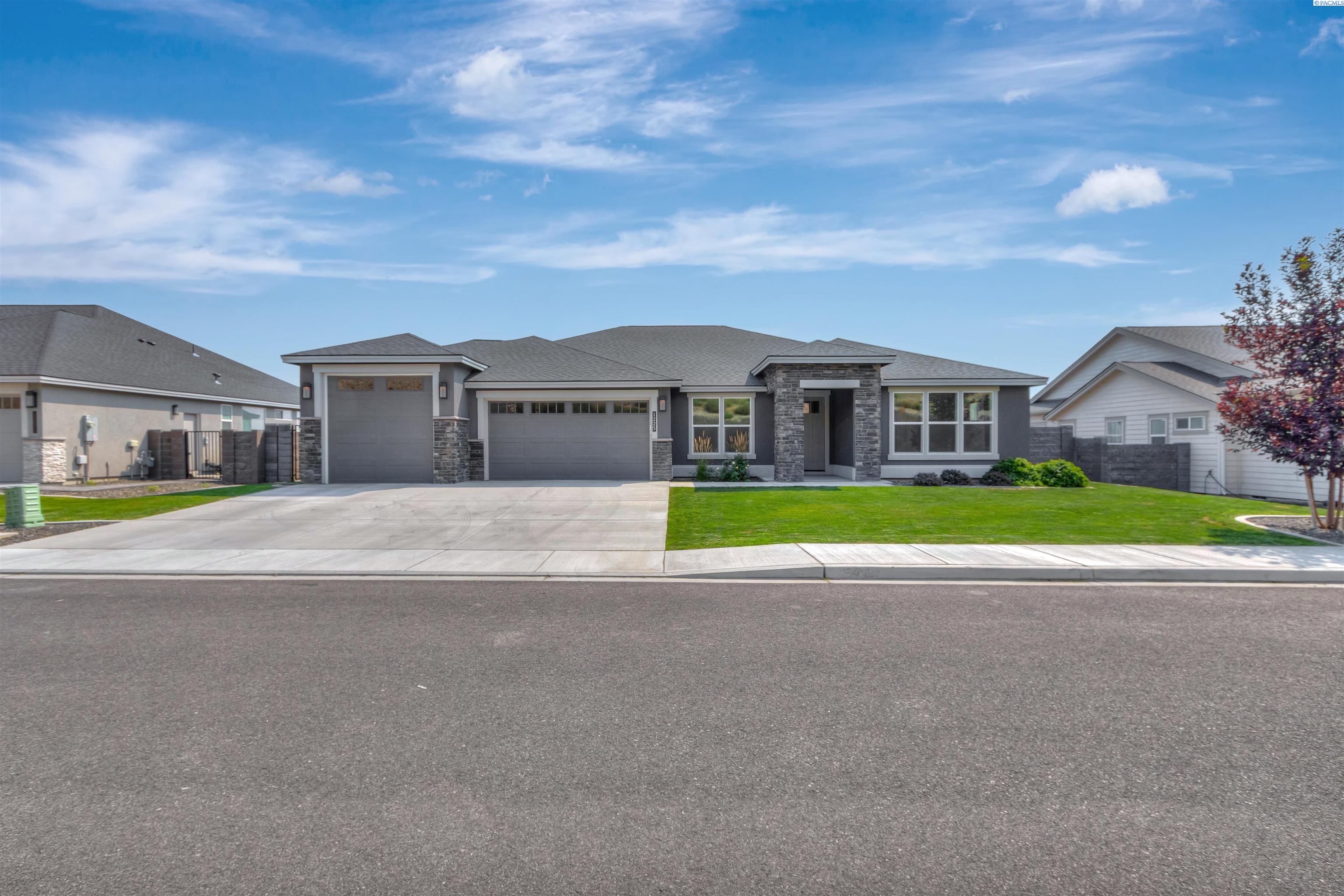 1225 Jurupa St, Richland, WA 99352