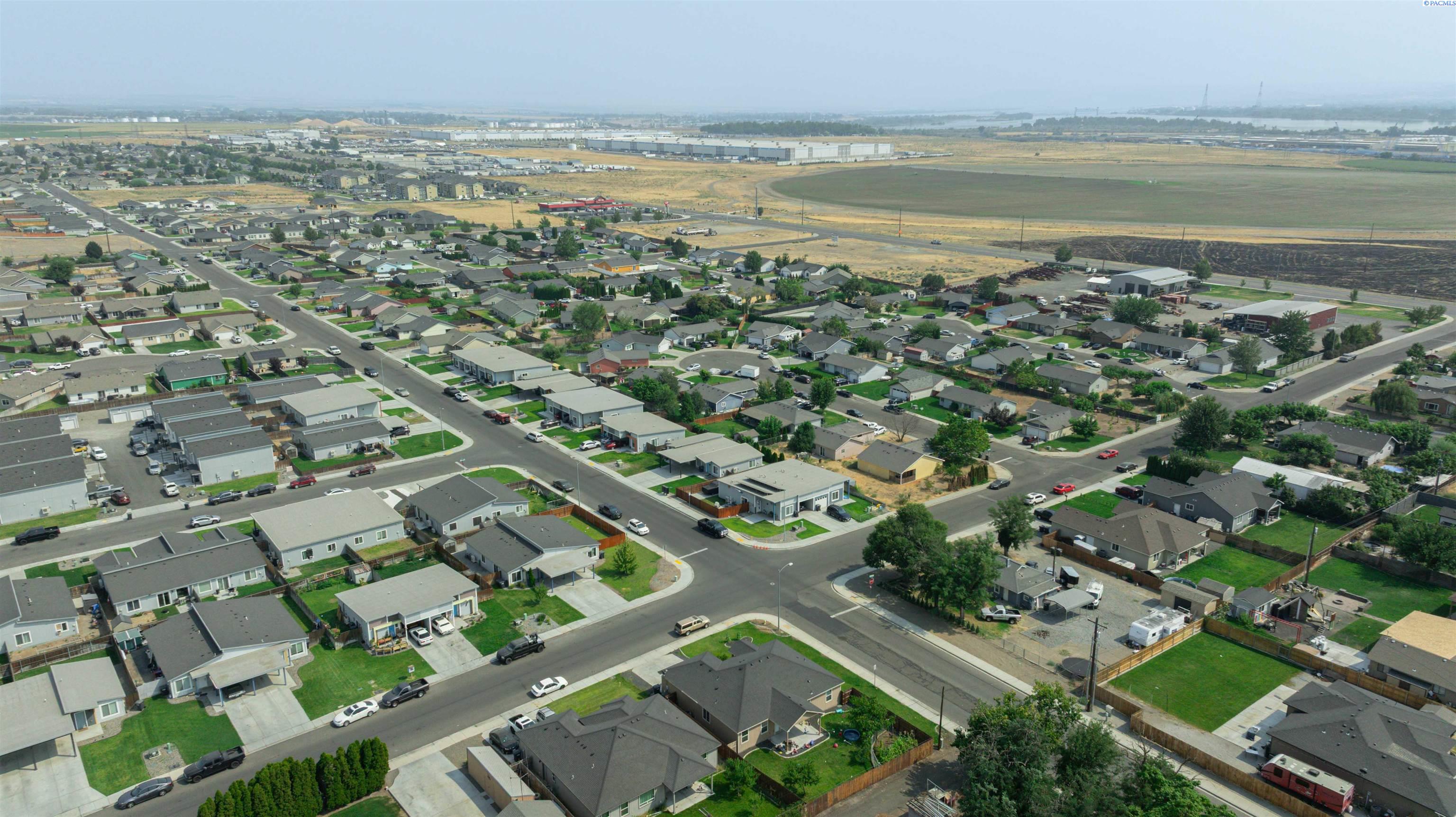 523 S Cedar Ave, Pasco, WA 99301