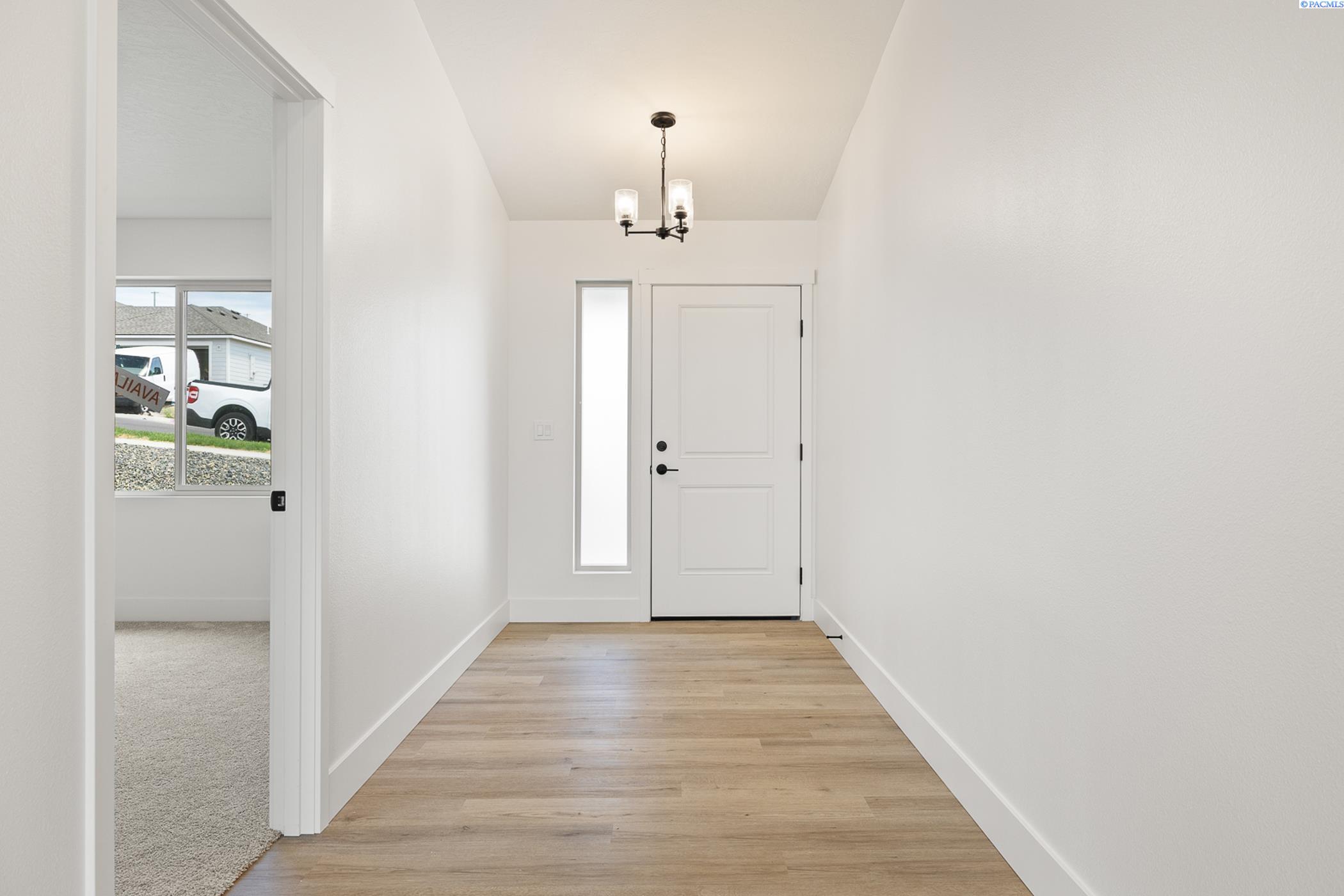 2900 S Penn St, Kennewick, WA 99338