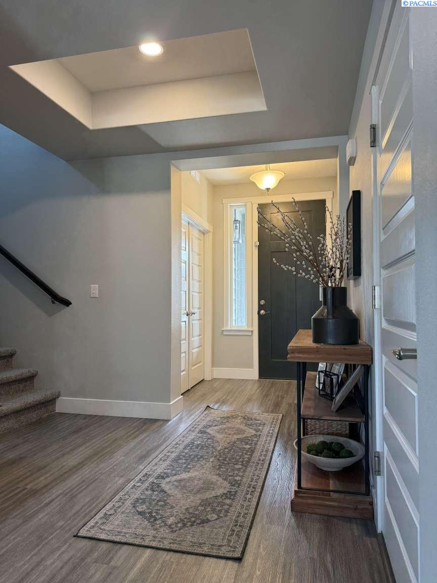 1554 W 32nd Ave, Kennewick, WA 99337