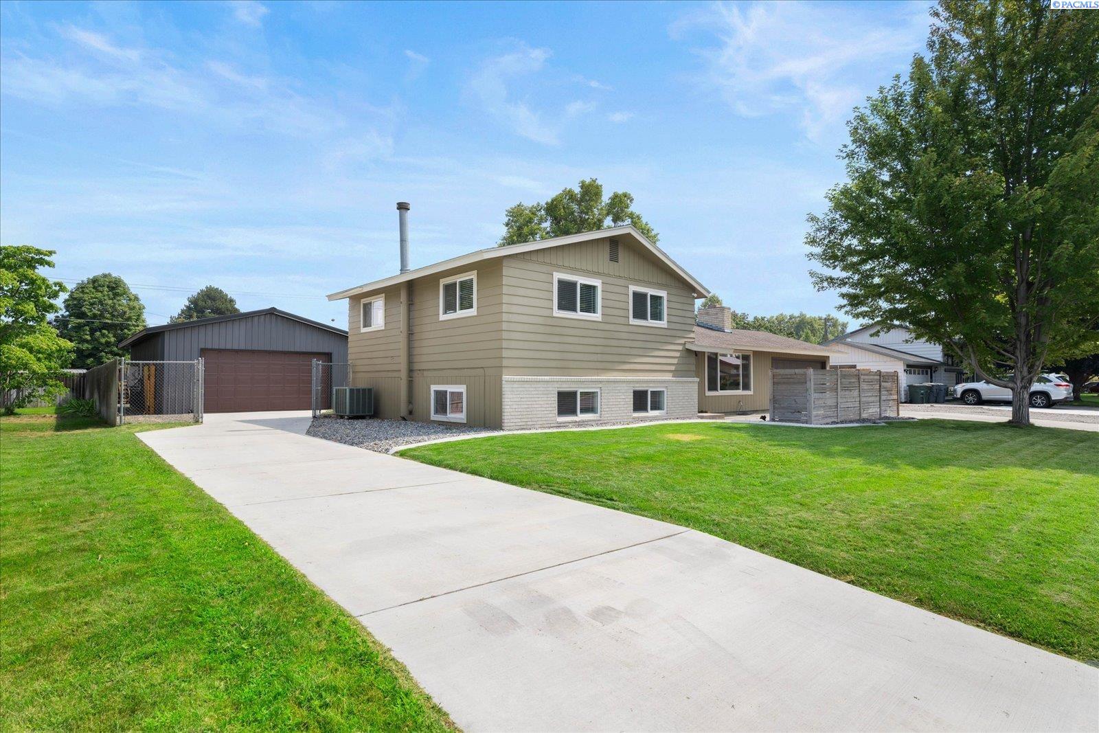 1630 Birch, Richland, WA 99354