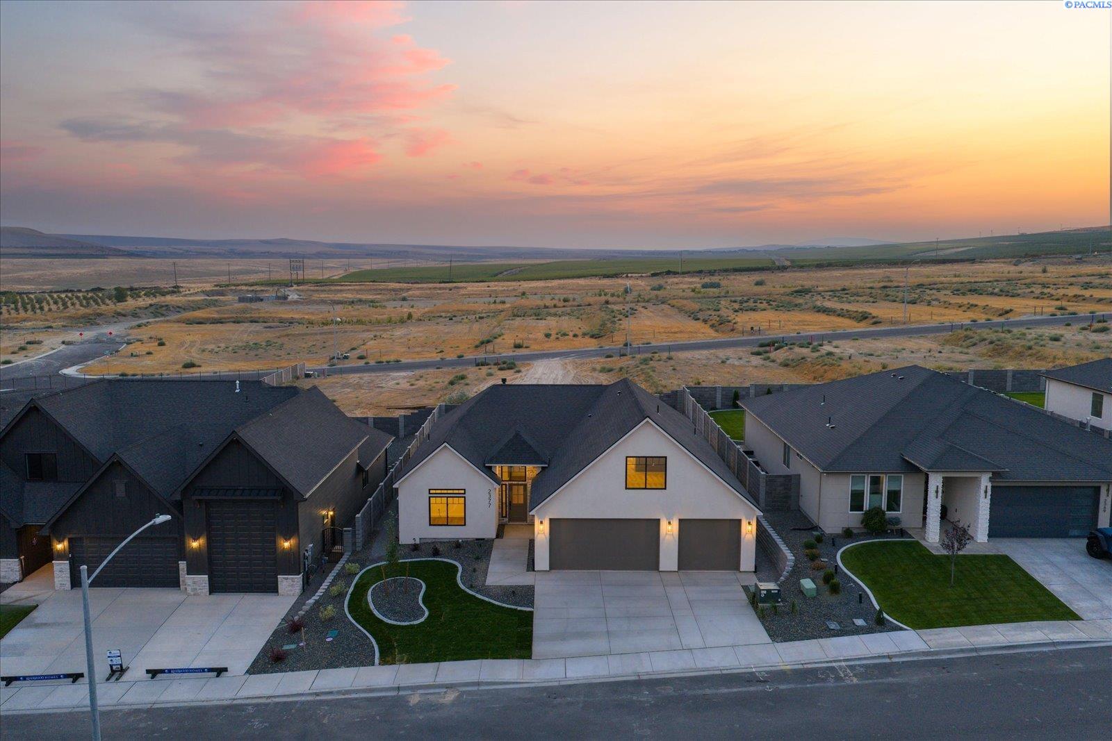 2377 Waterhill, Richland, WA 99352