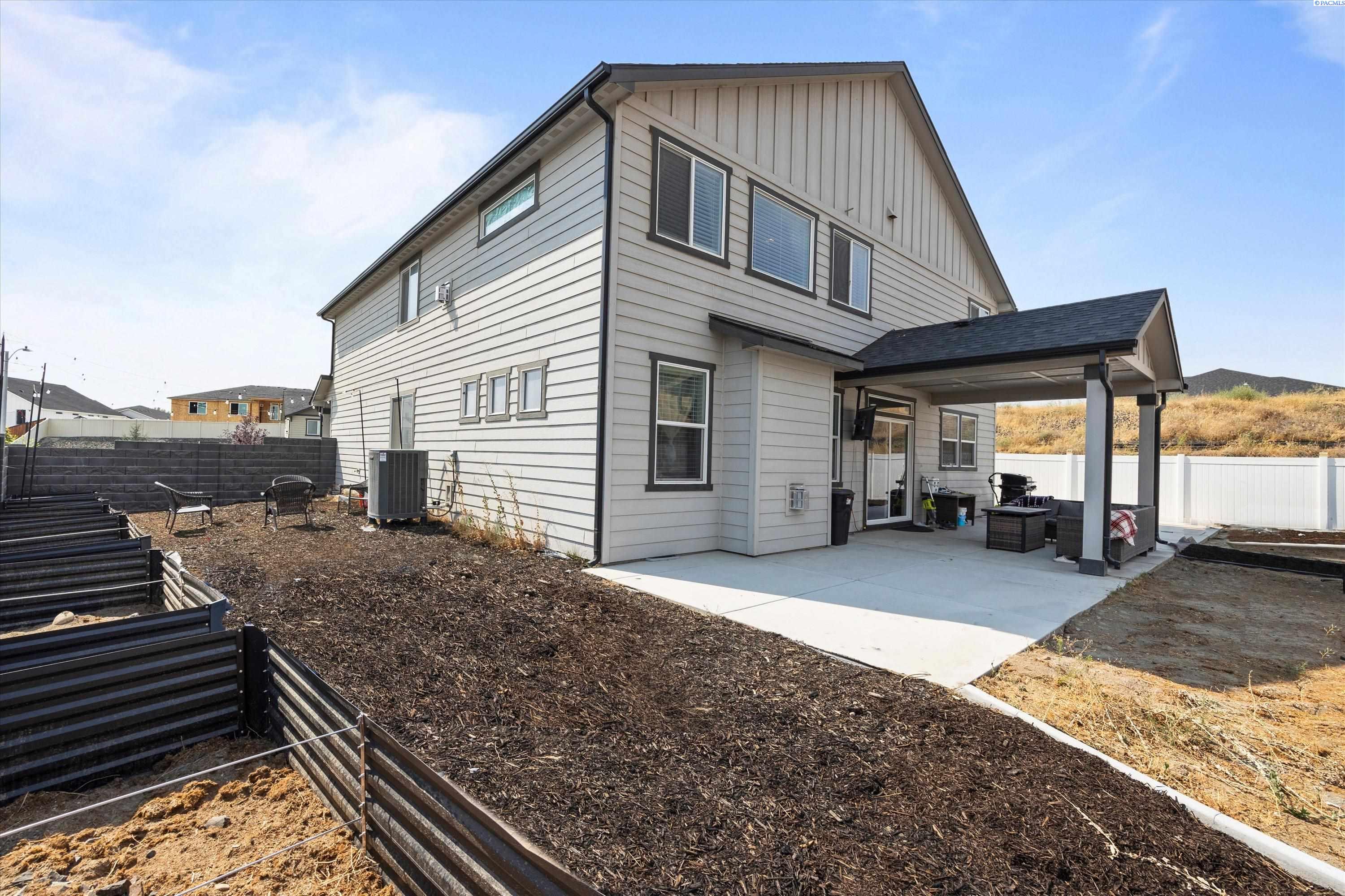 4020 Queen St, West Richland, WA 99353