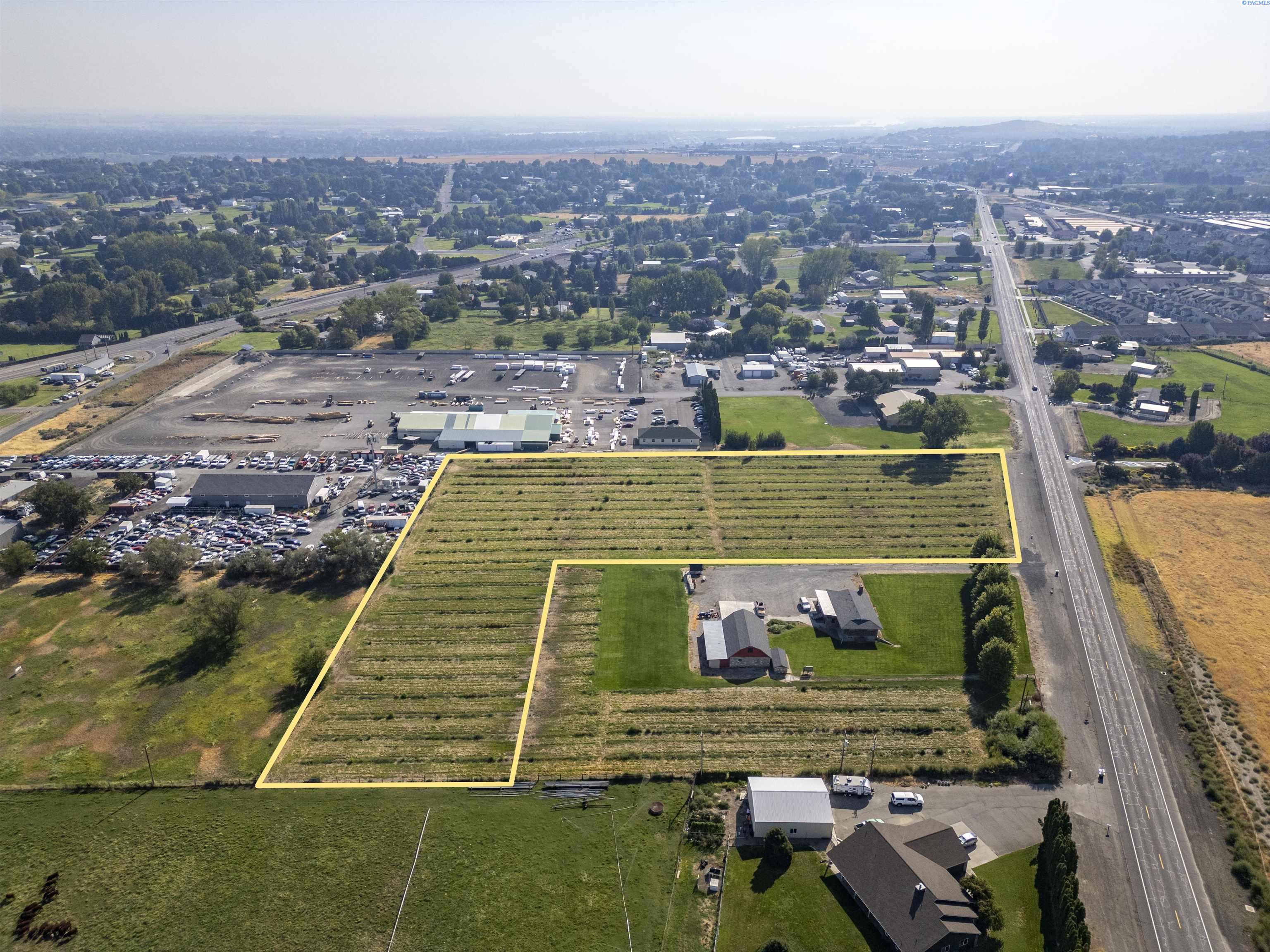 4752 Kennedy Rd, West Richland, WA 99353