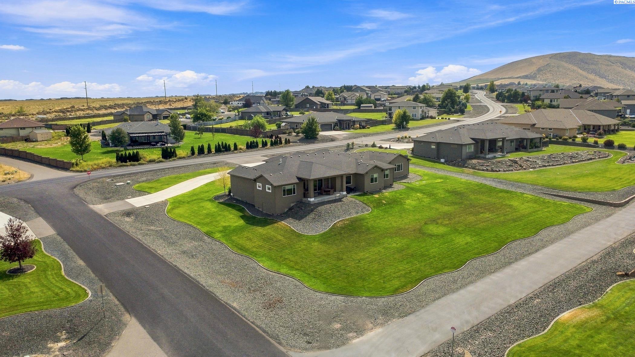 72305 E Reata Rd, Kennewick, WA 99338