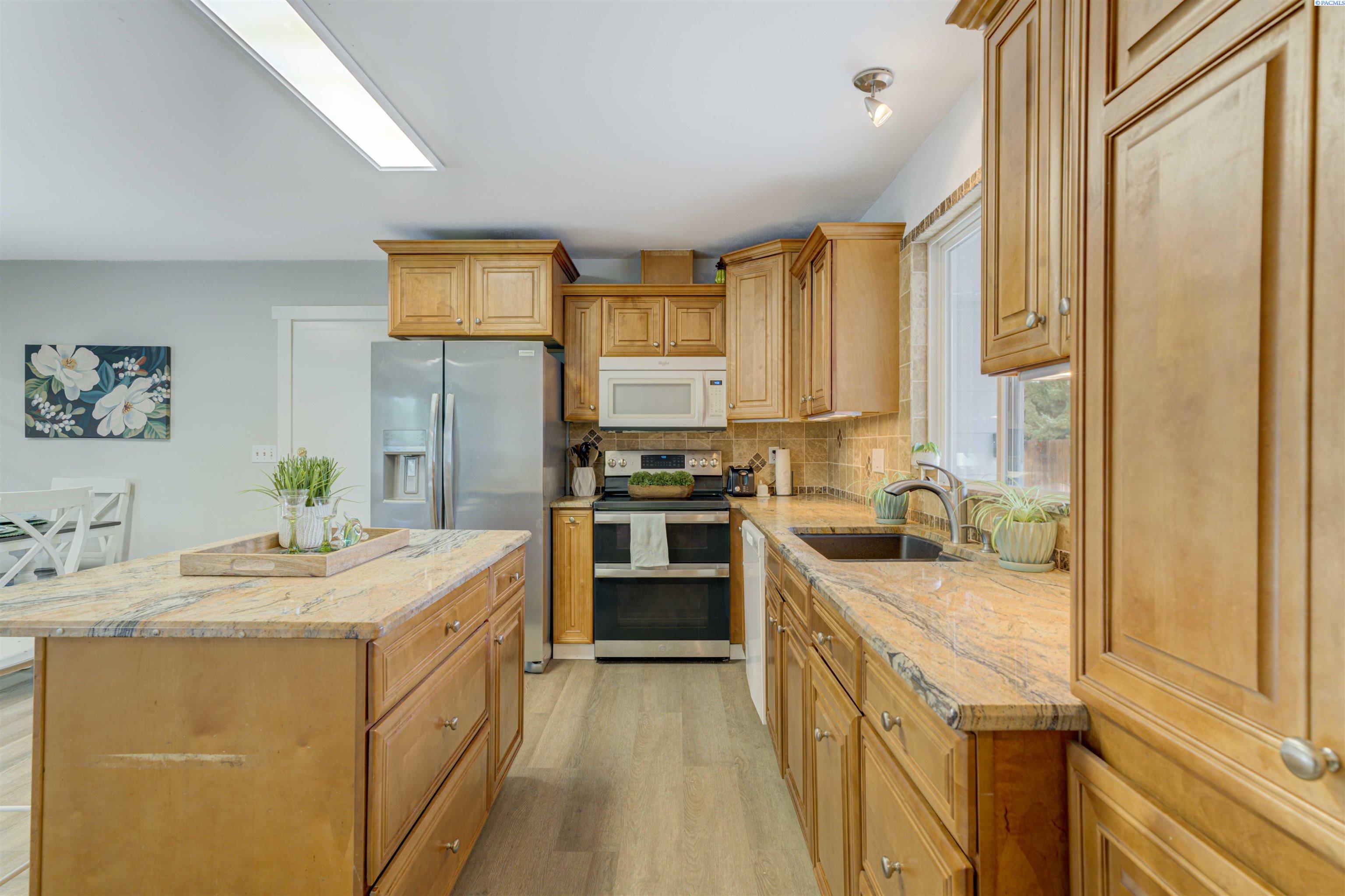 1825 Norwood Ct, Richland, WA 99354