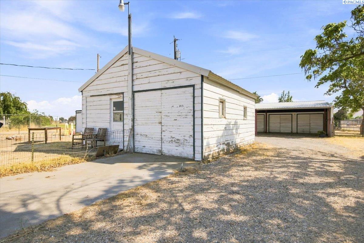 225209 E Main St, Kennewick, WA 99337