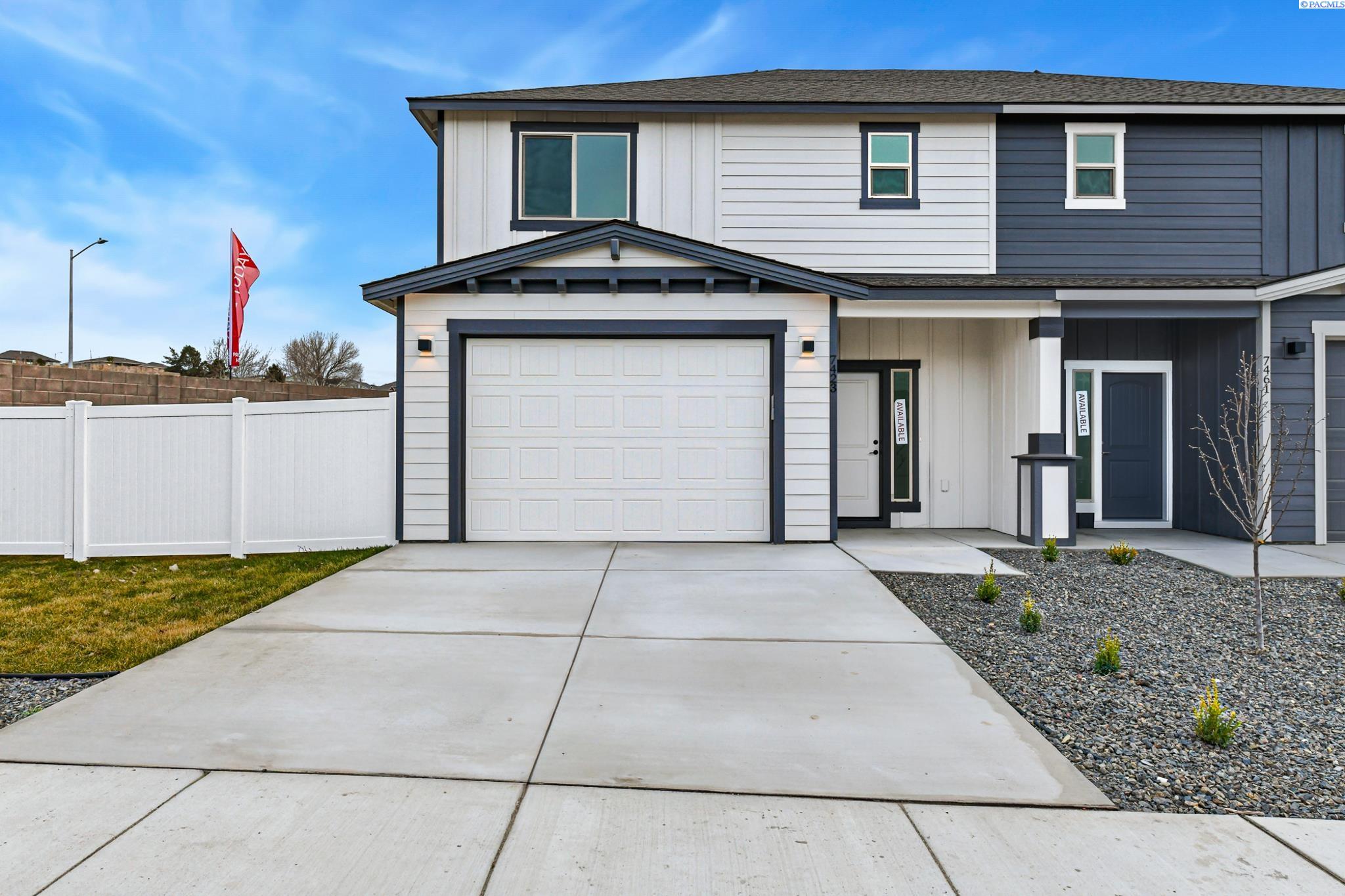 7423 Grapevine Ct, West Richland, WA 99353