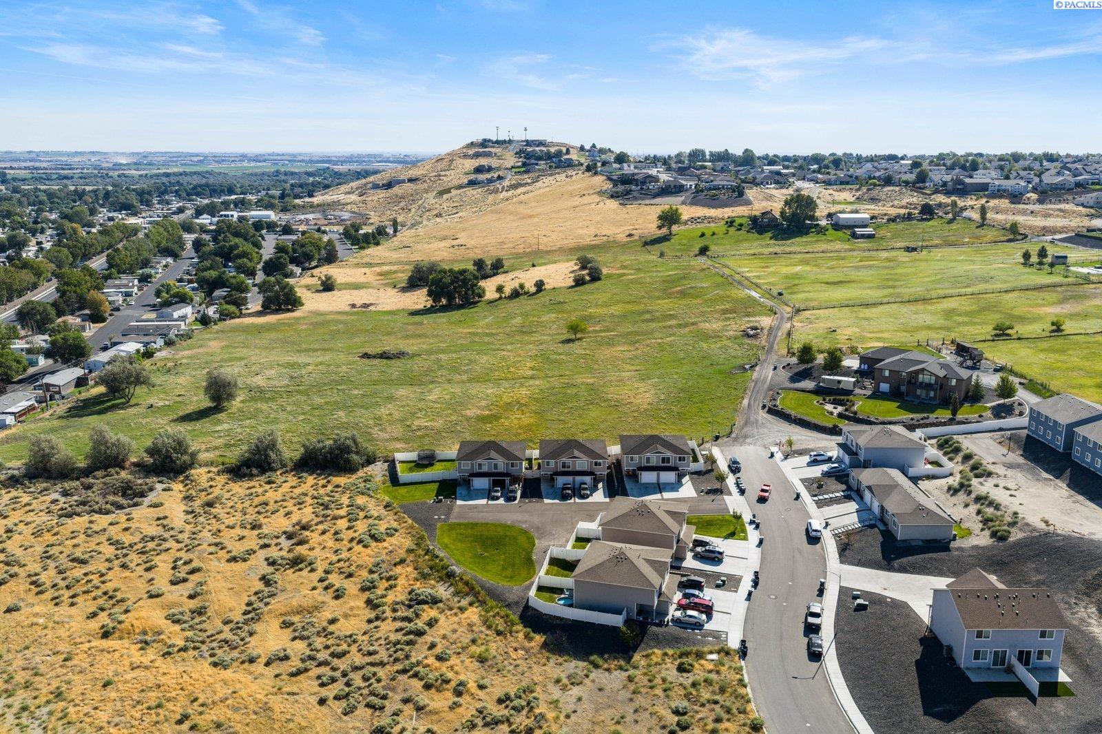 6910 - 6960 Sully Ln, West Richland, WA 99353