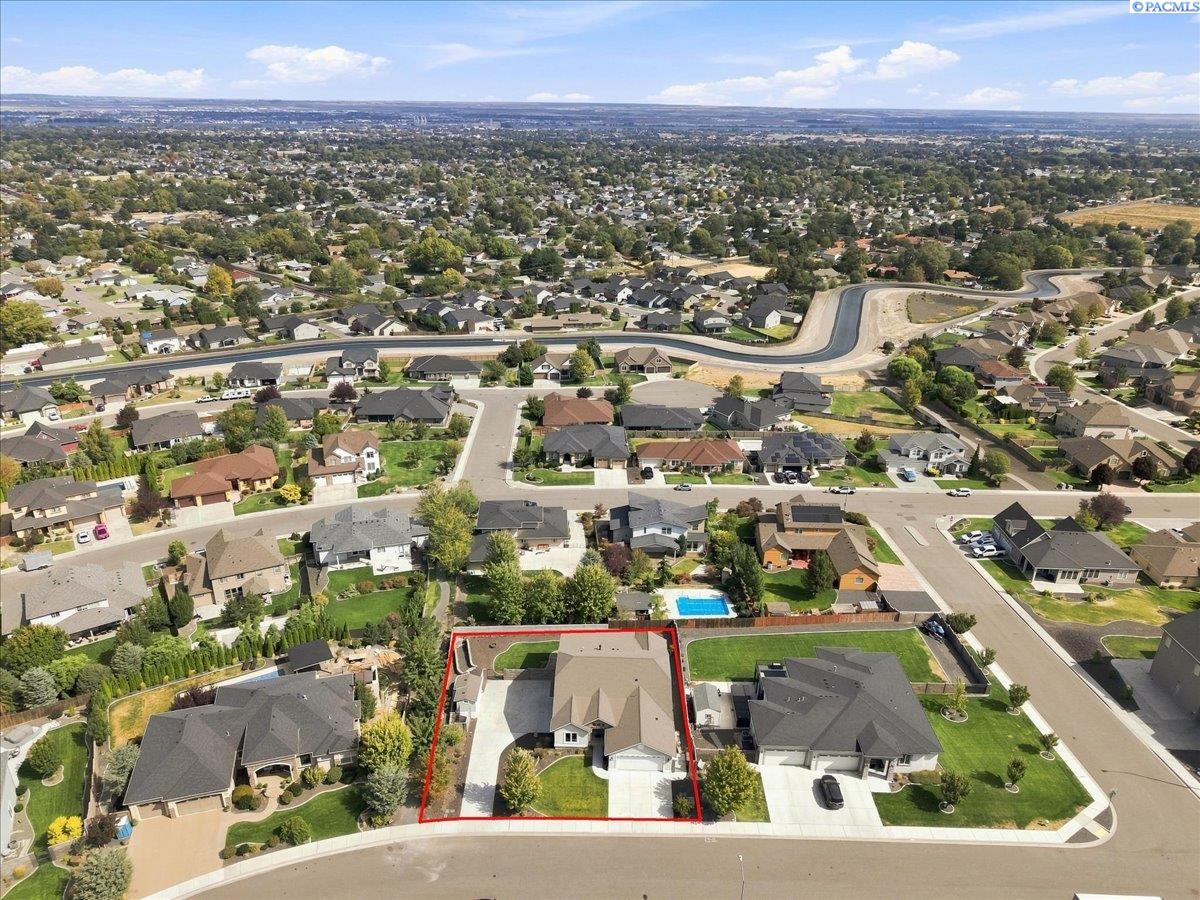 2240 W 51st Ave, Kennewick, WA 99337
