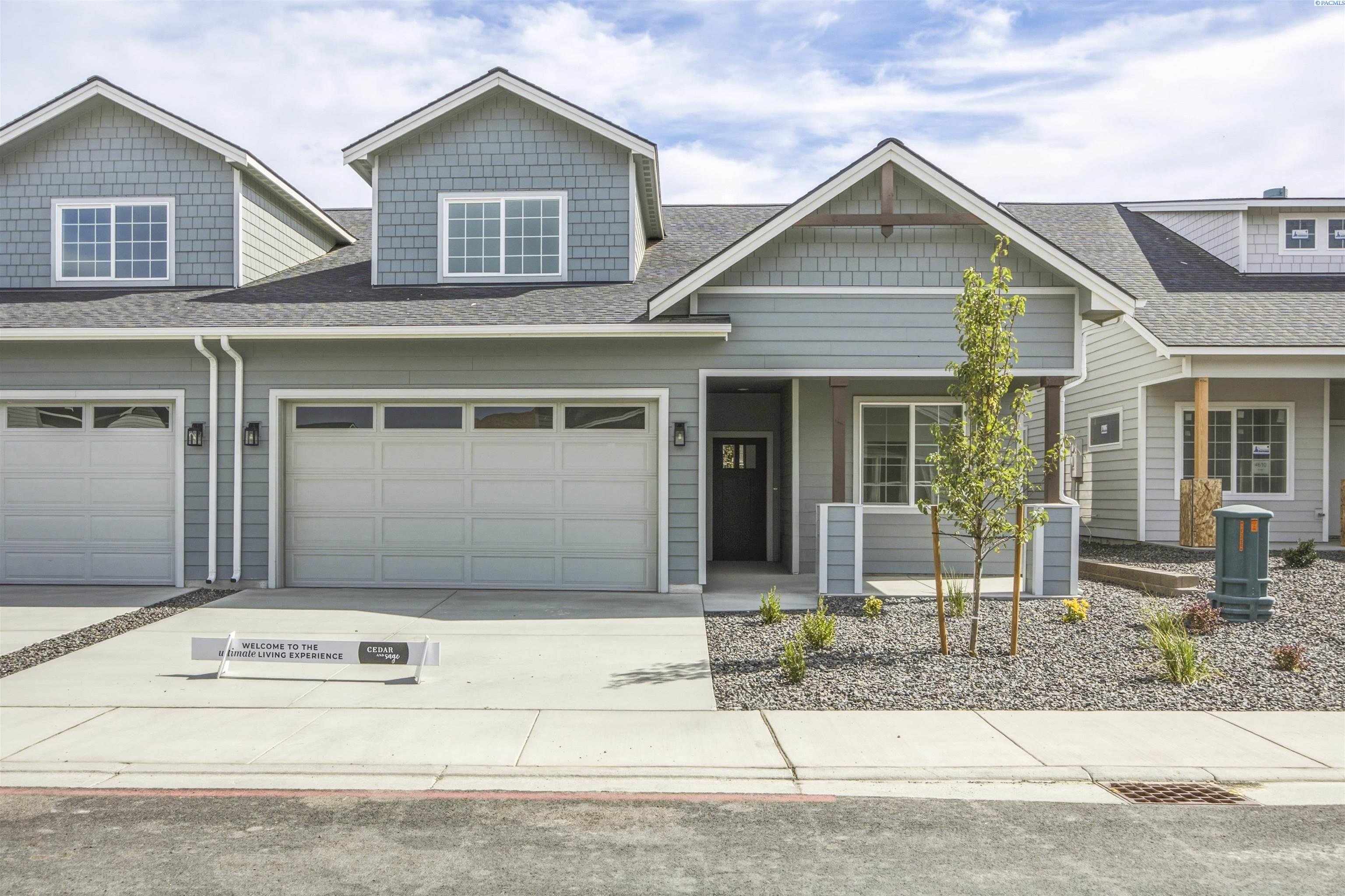 4586 Brook Ct, West Richland, WA 99353