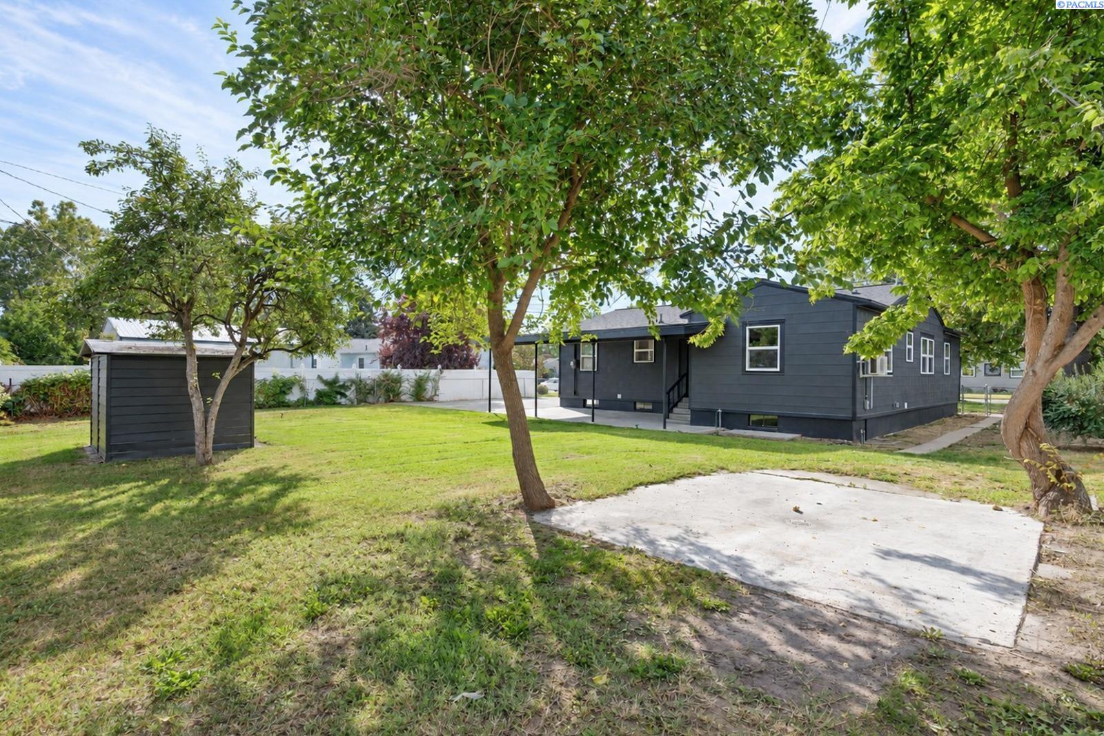 96 Waldron St, Richland, WA 99354