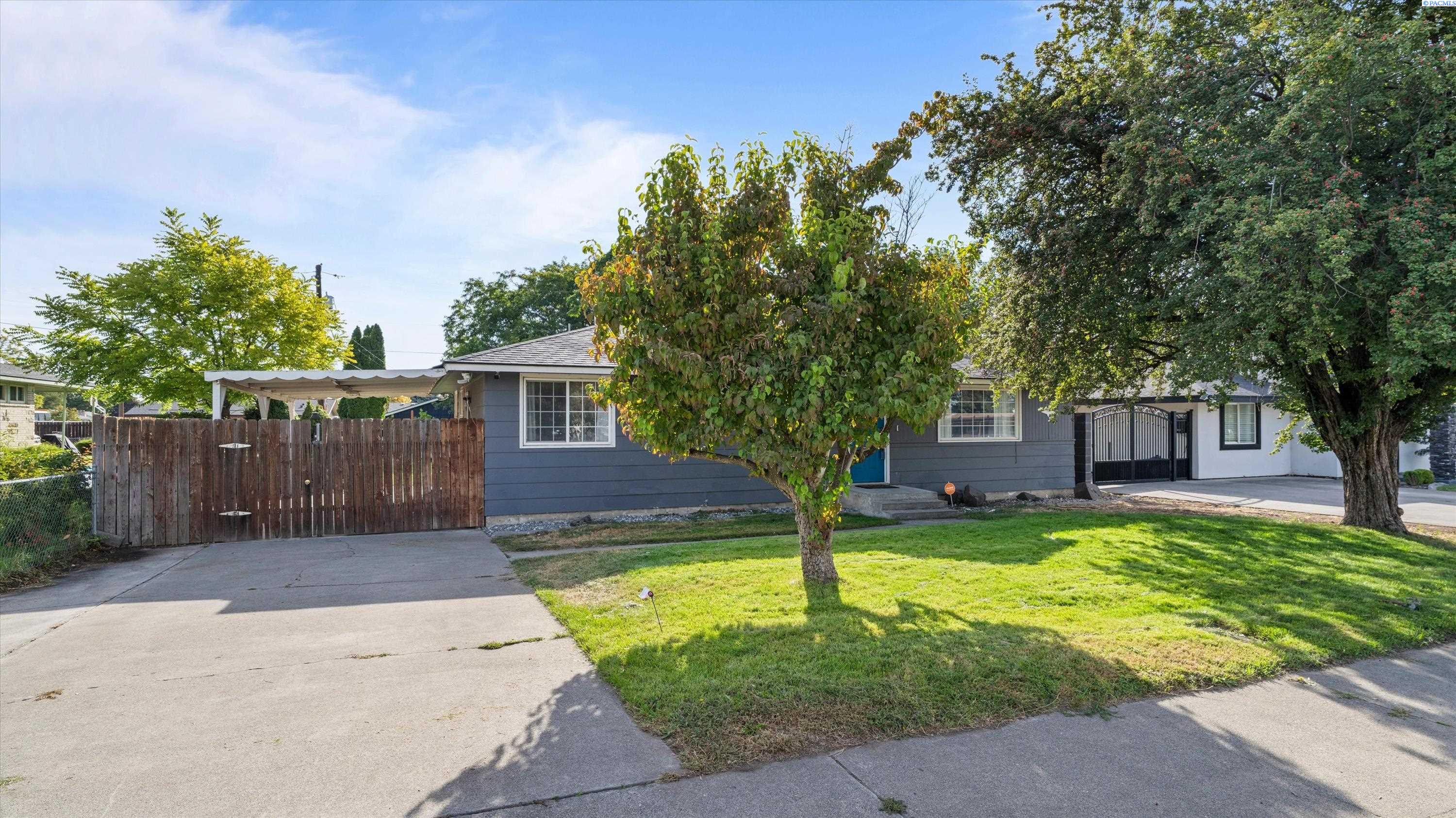 1751 N 24th Ave, Pasco, WA 99301