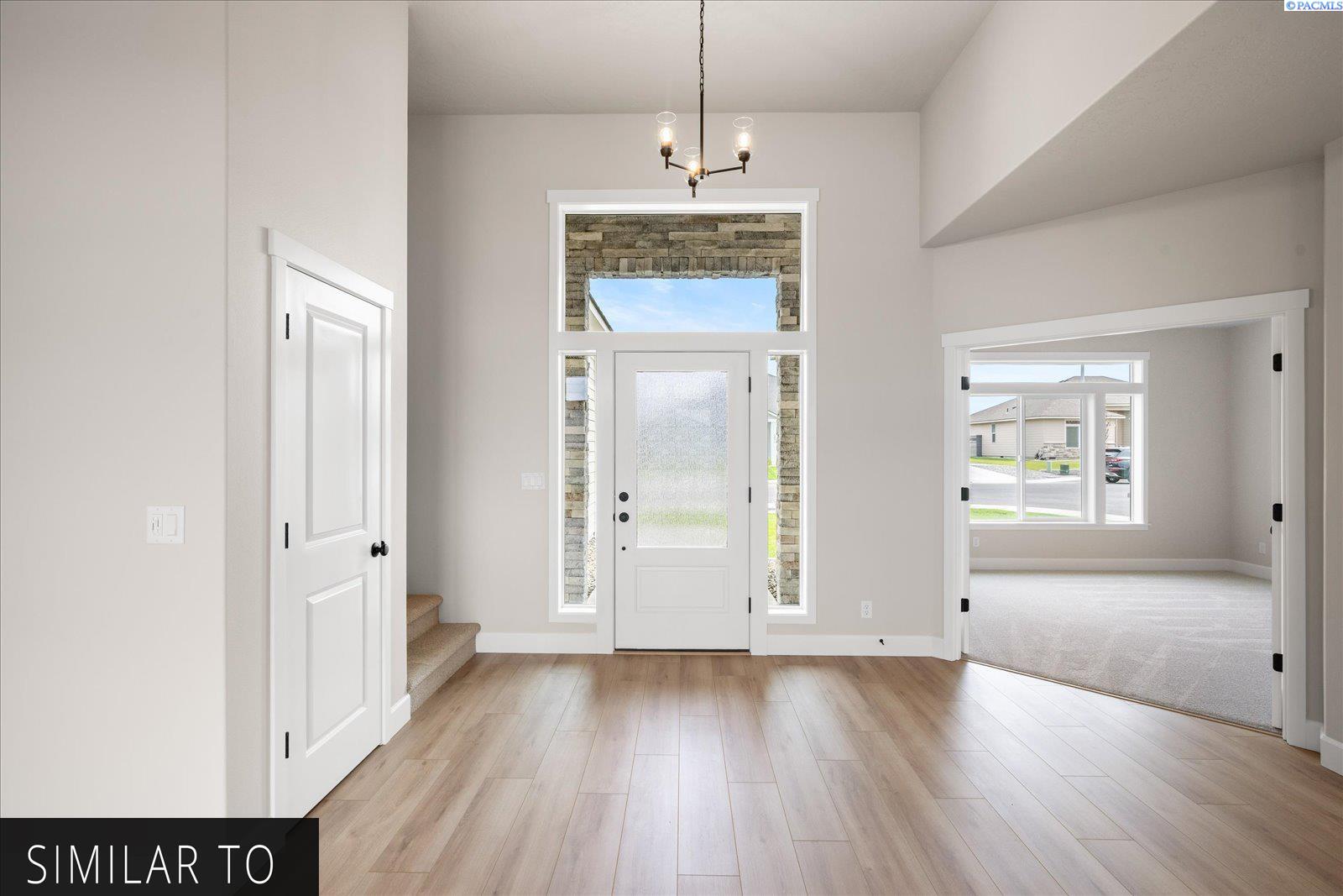 12728 Rock Creek Dr, Pasco, WA 99301